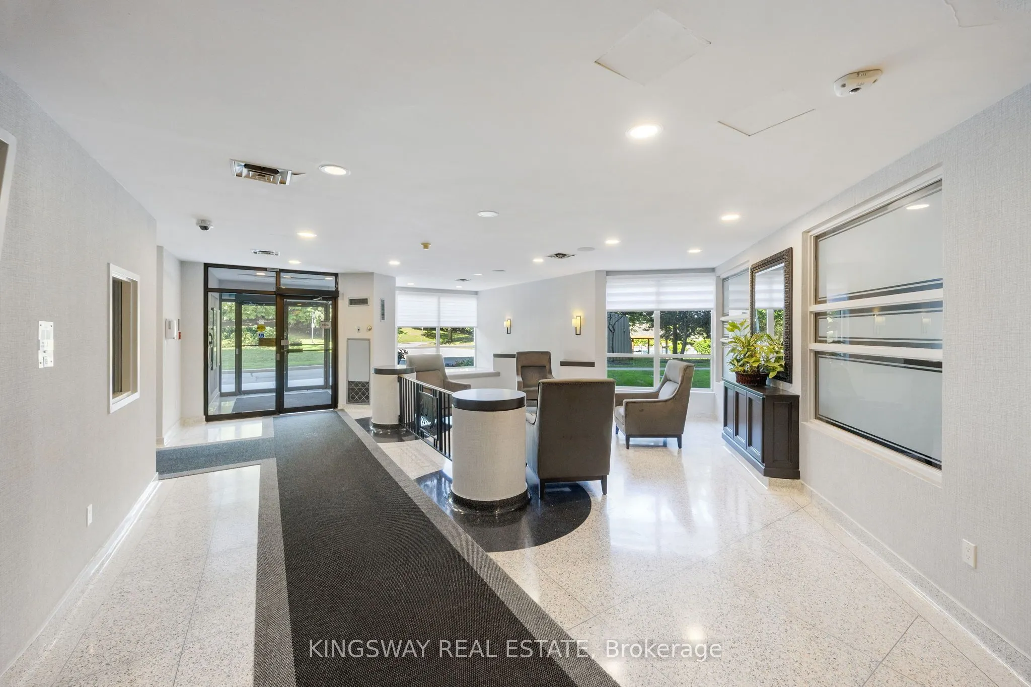 12 Laurelcrest Street #507
