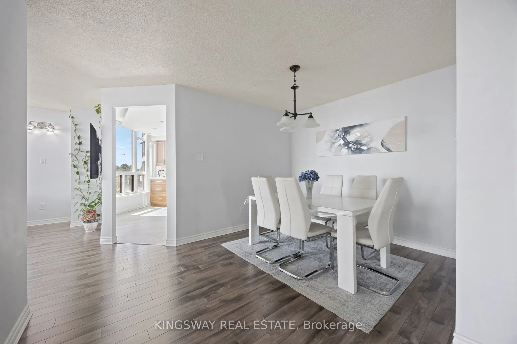 12 Laurelcrest Street #507