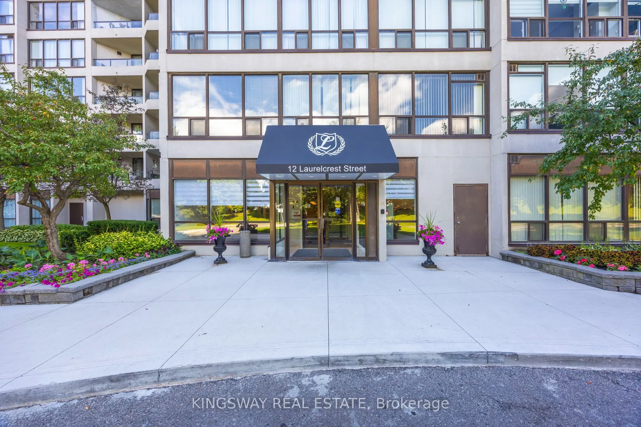 12 Laurelcrest Street #507