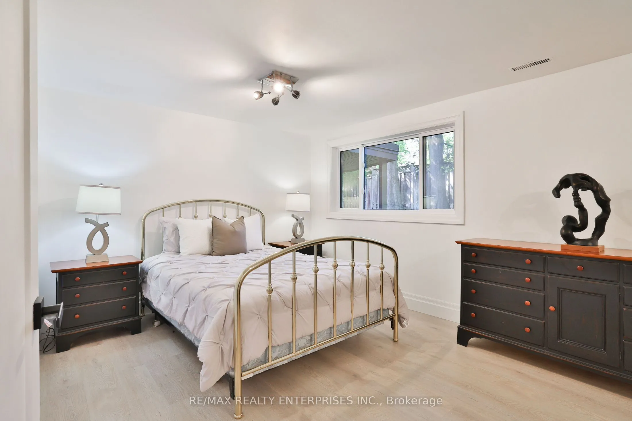 625 Sir Richards Road