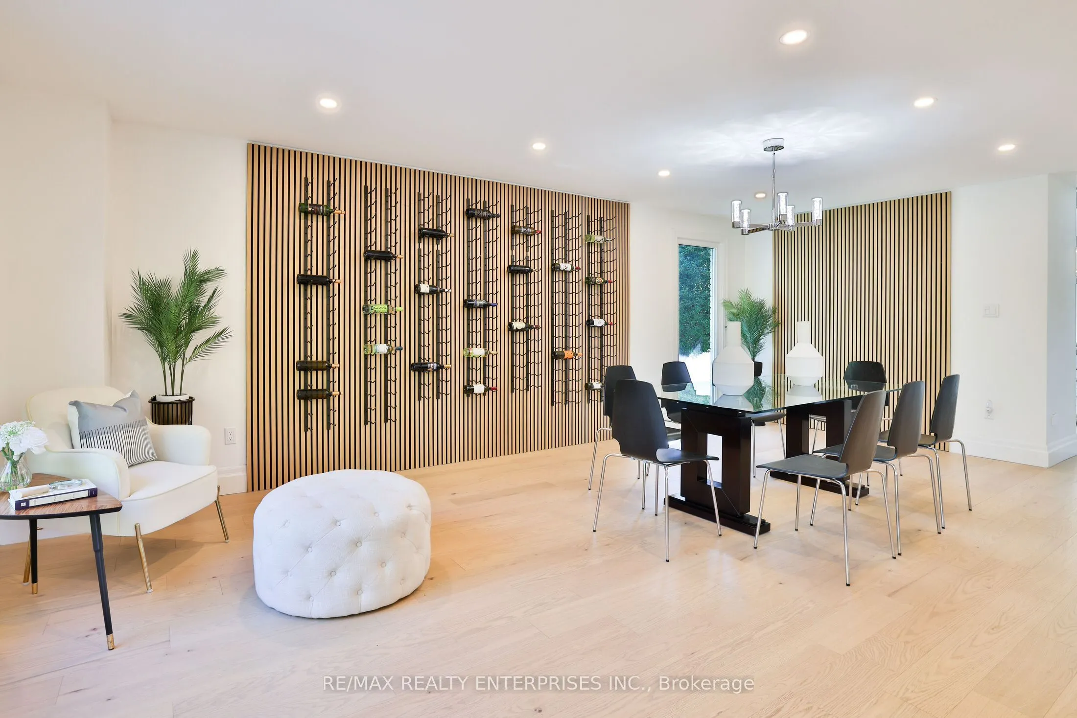 625 Sir Richards Road