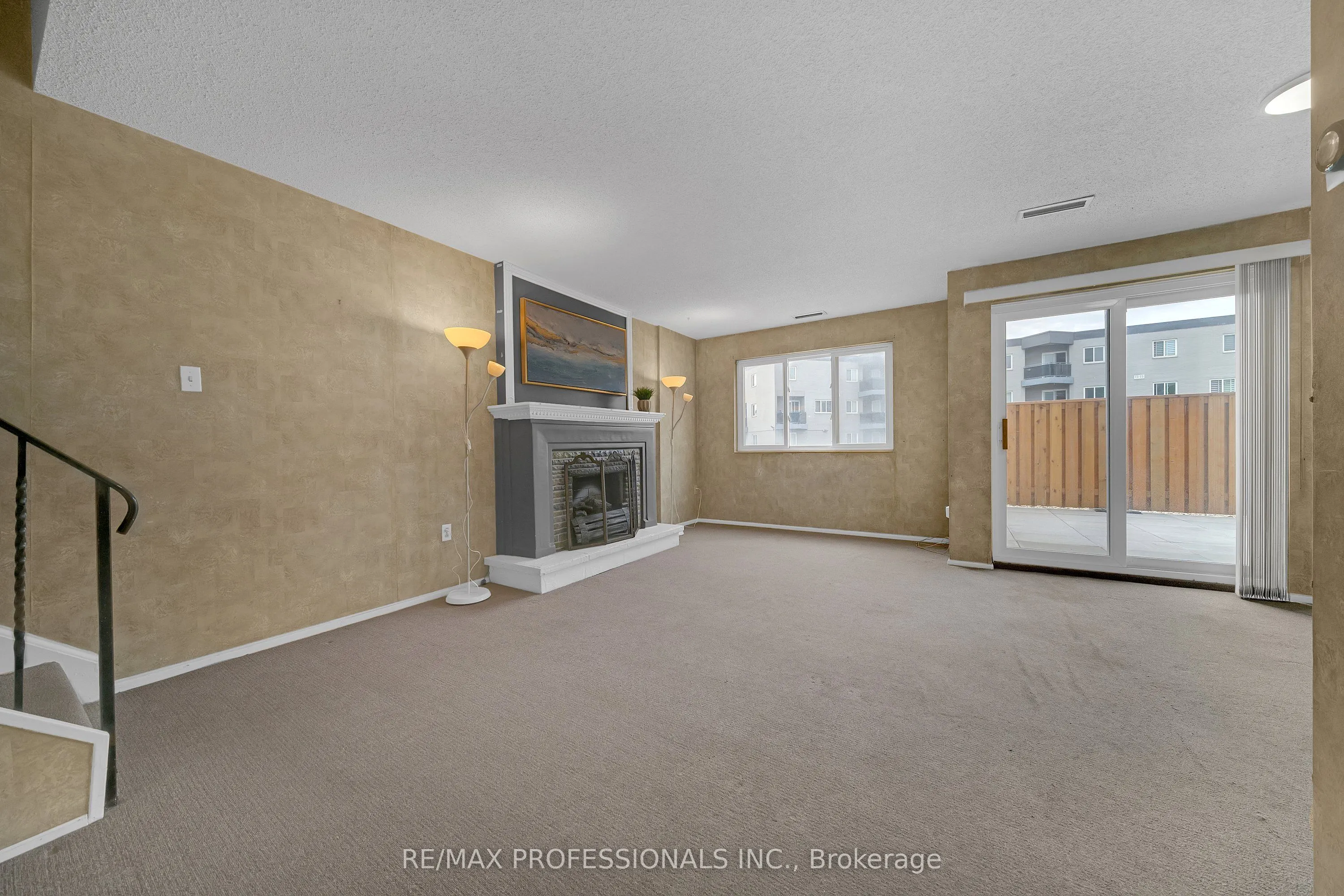 2001 Bonnymede Drive #116