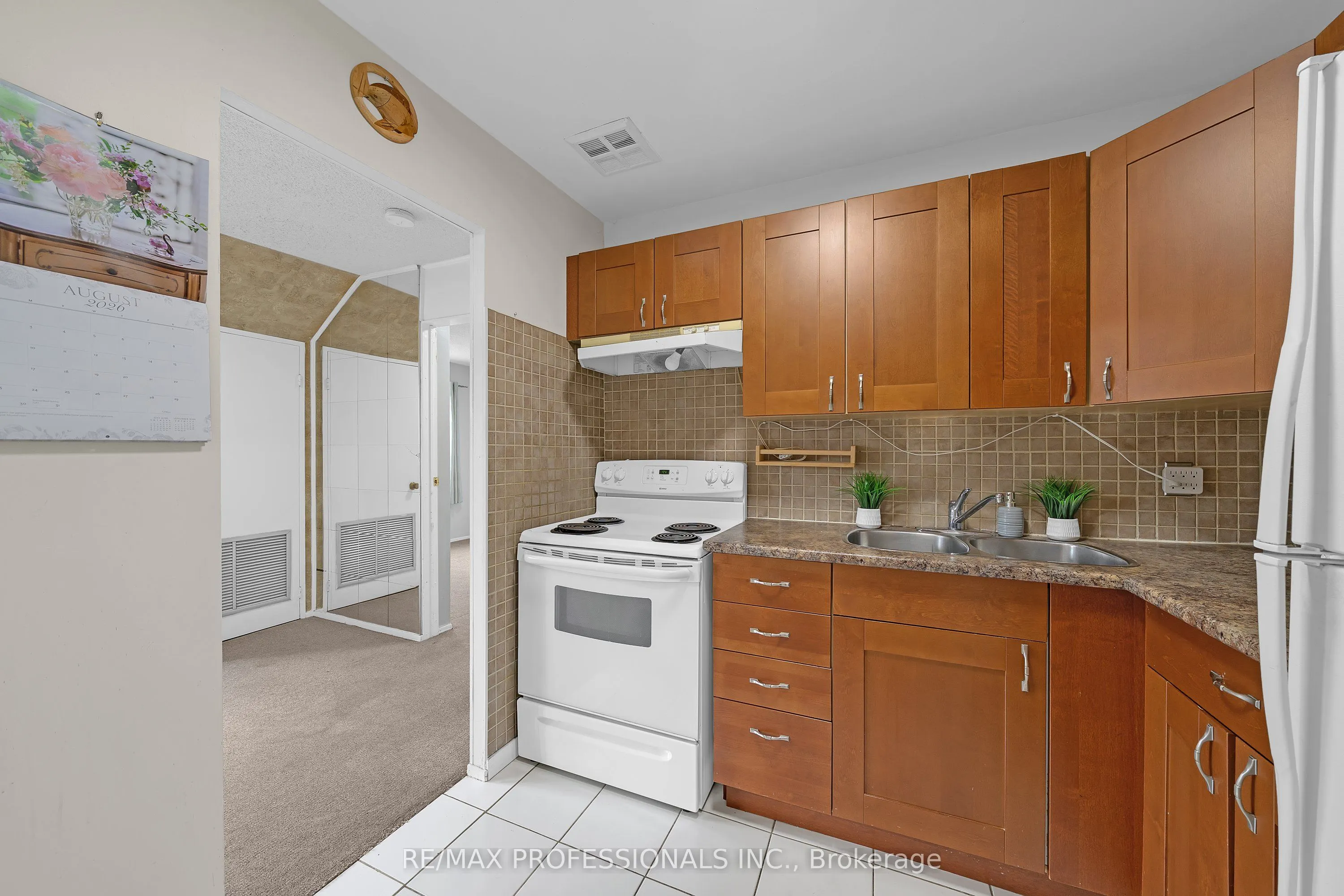 2001 Bonnymede Drive #116