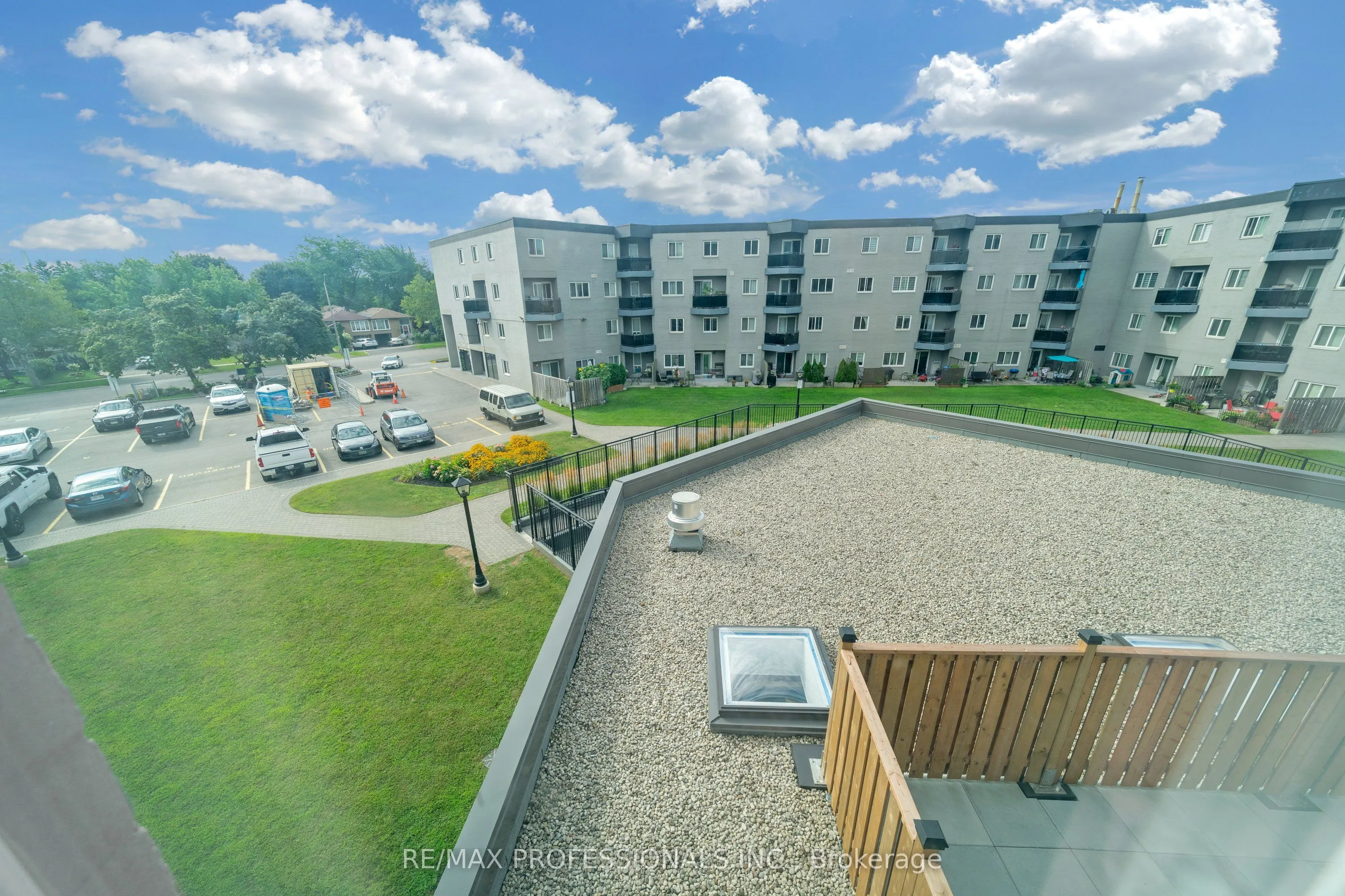 2001 Bonnymede Drive #116