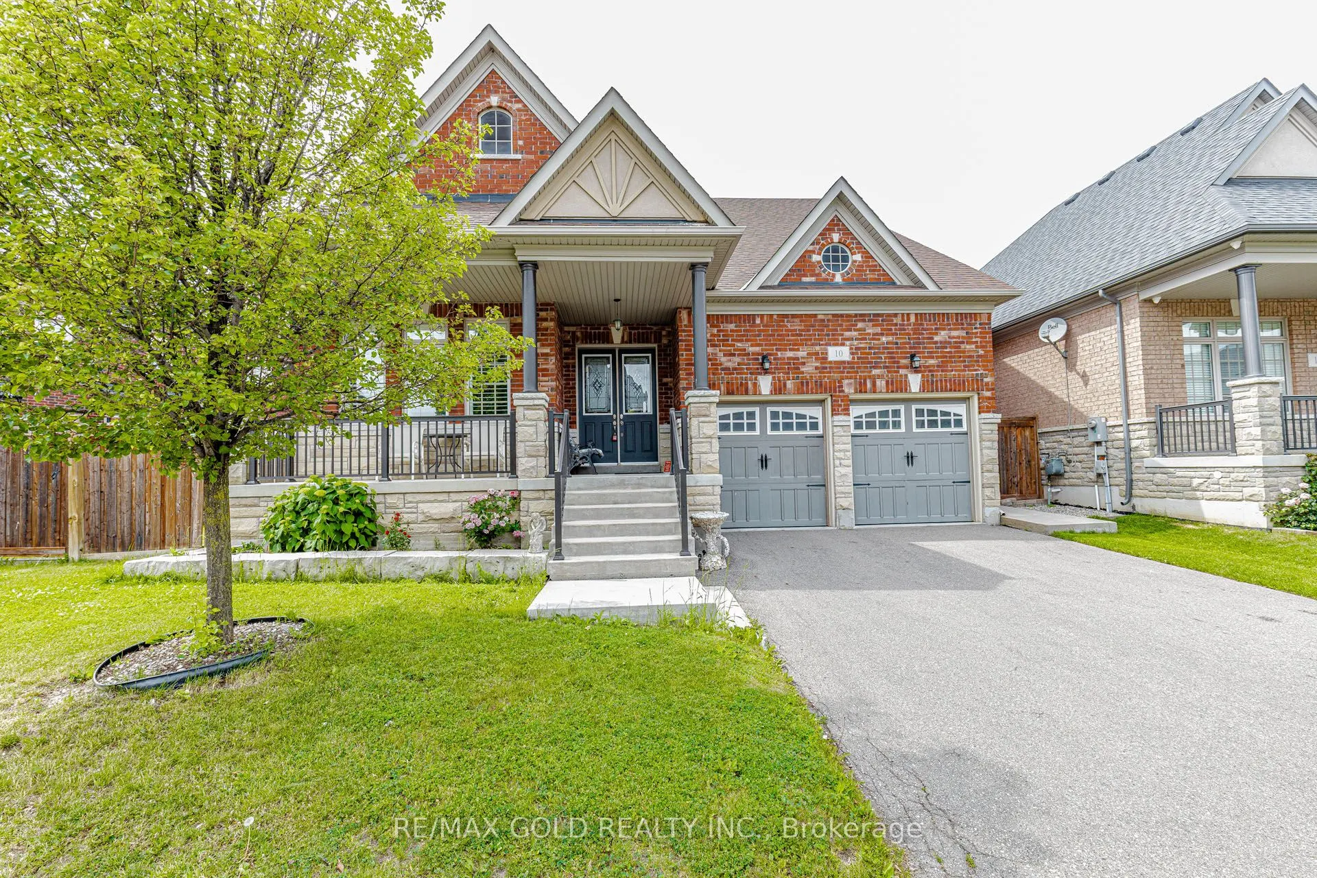 10 Falkland Road