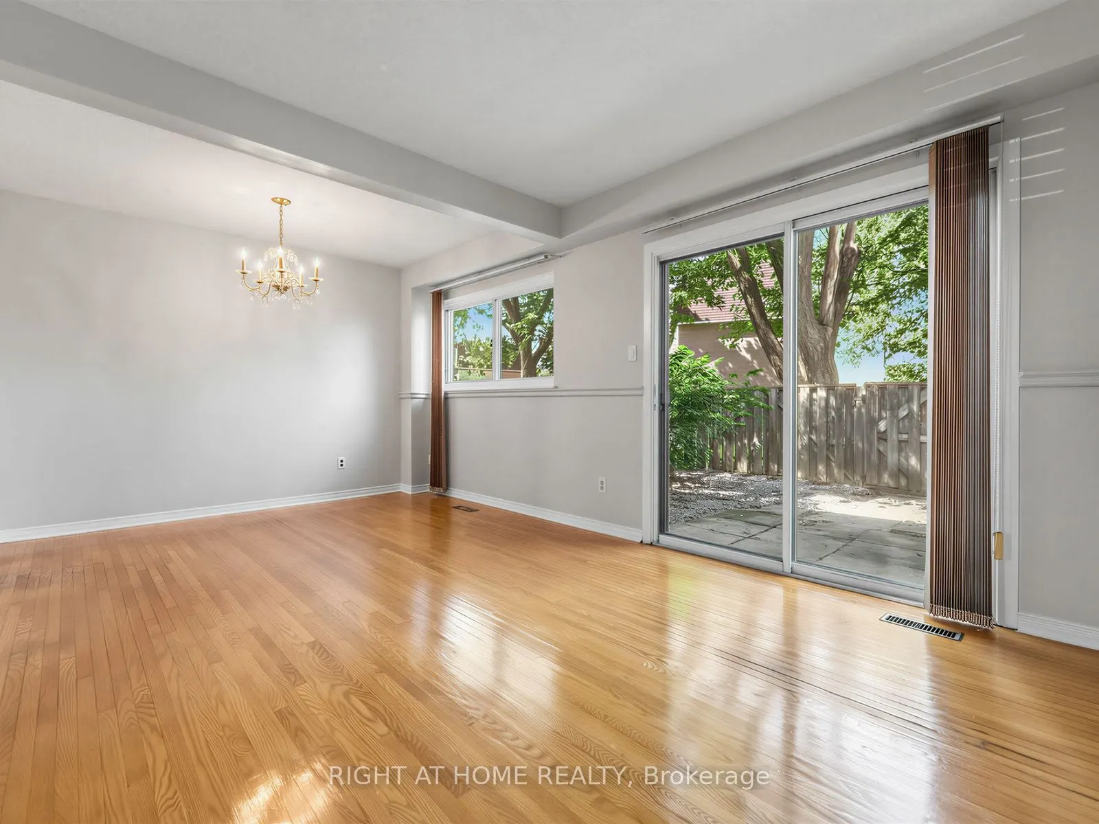 10 Fleetwood Crescent #10