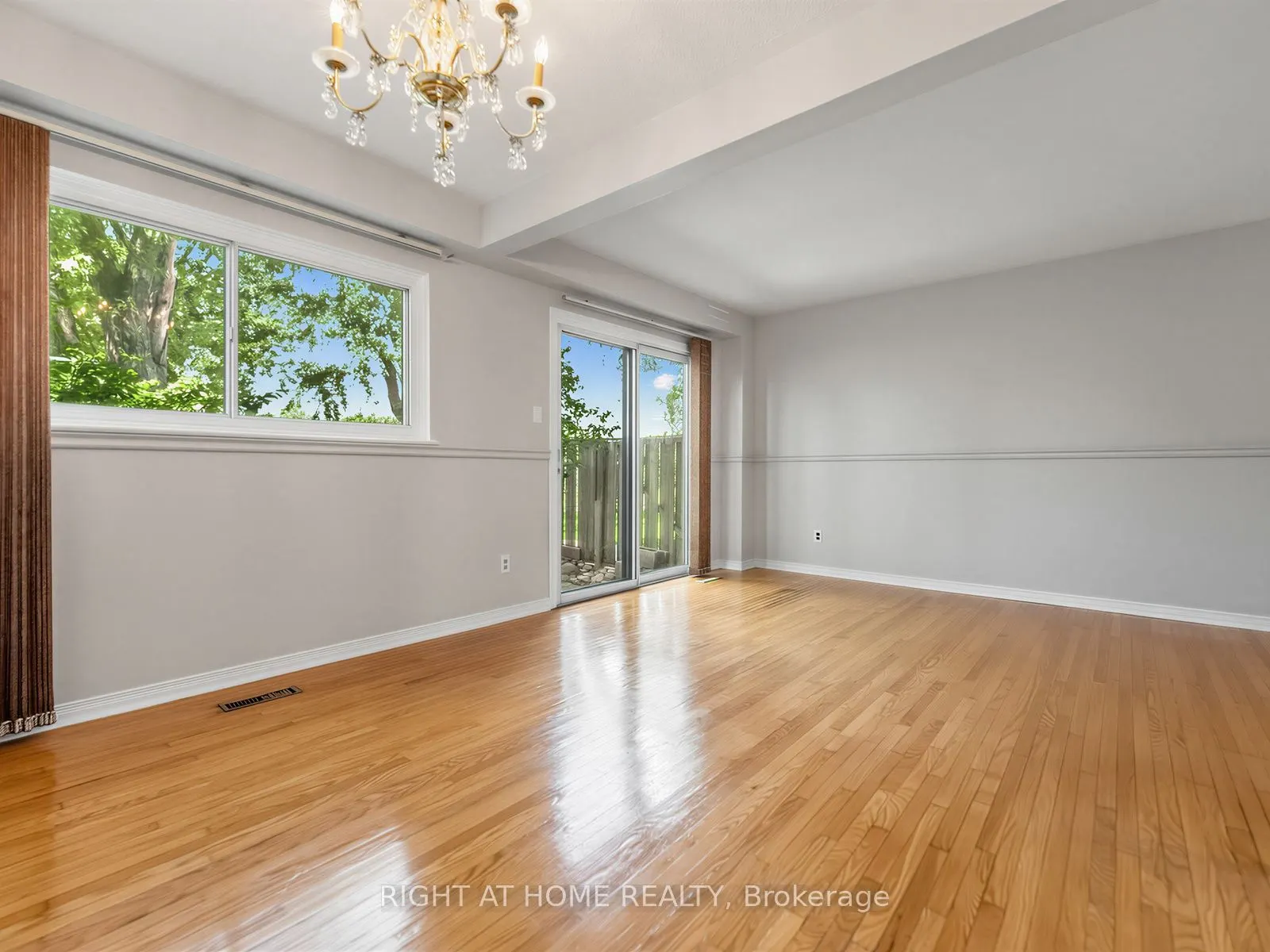 10 Fleetwood Crescent #10