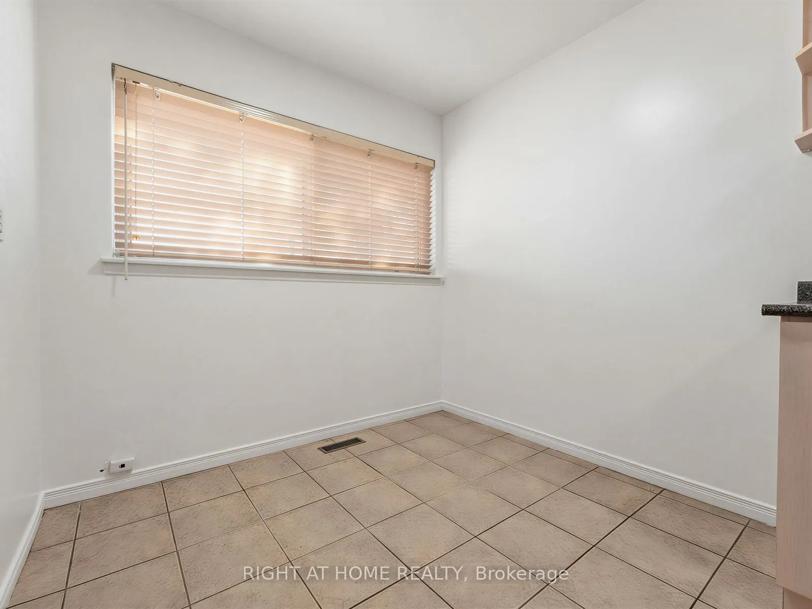 10 Fleetwood Crescent #10