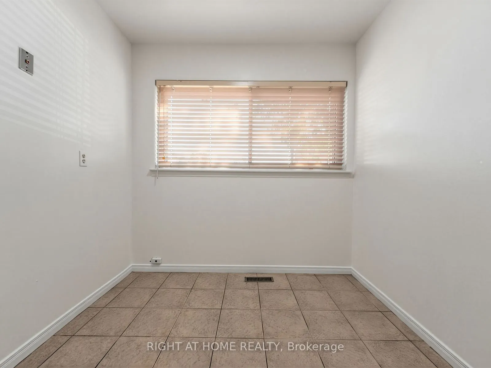 10 Fleetwood Crescent #10