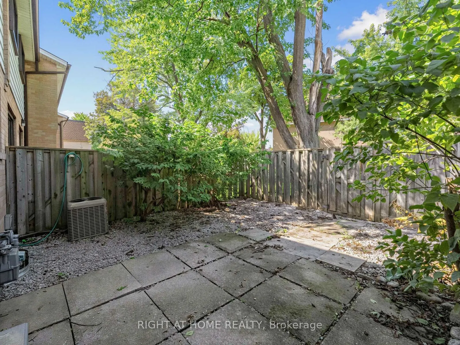 10 Fleetwood Crescent #10