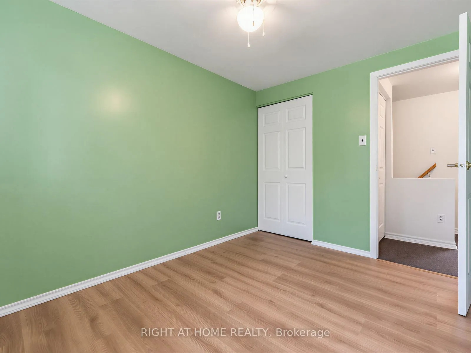 10 Fleetwood Crescent #10