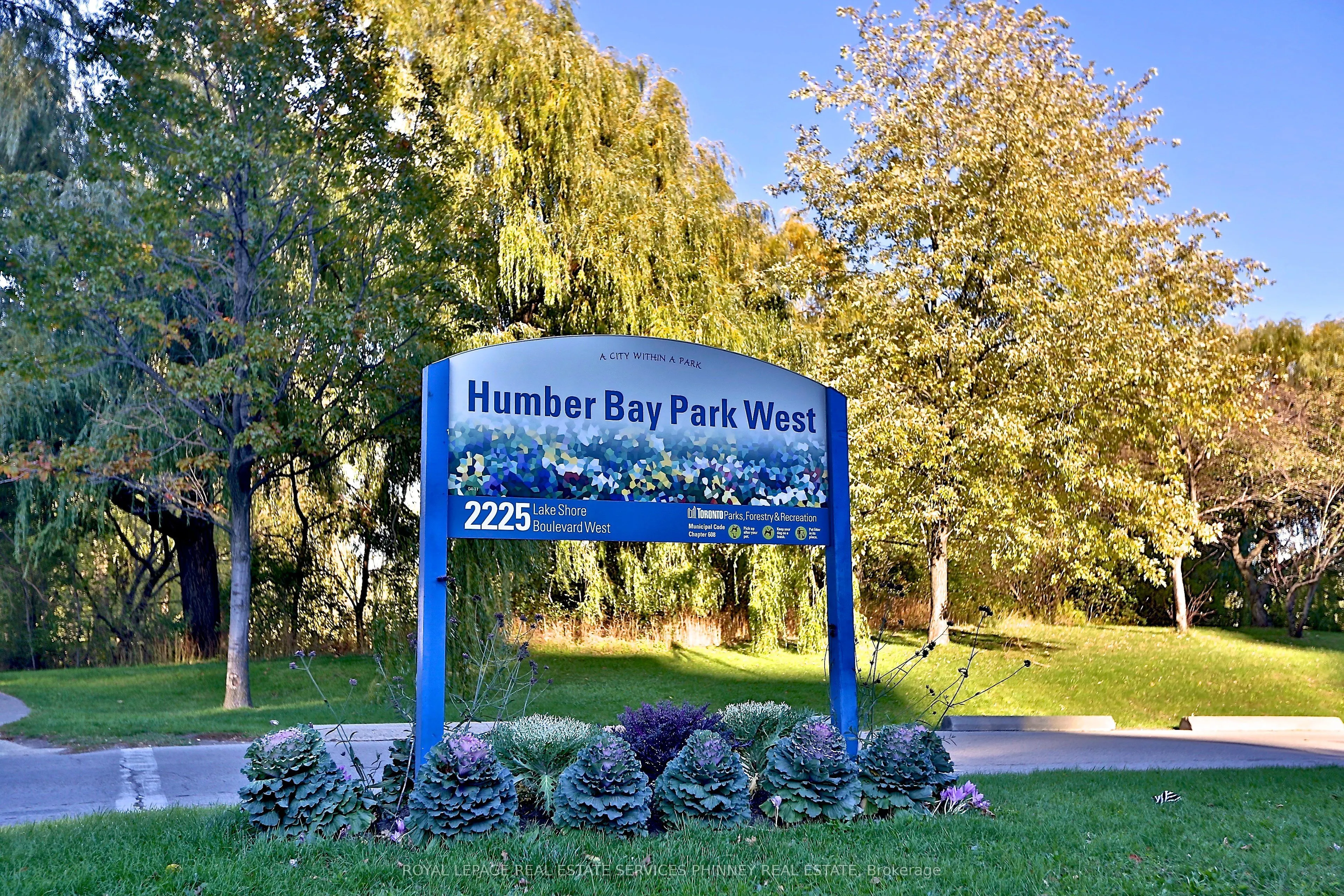 2267 Lake Shore Boulevard #802