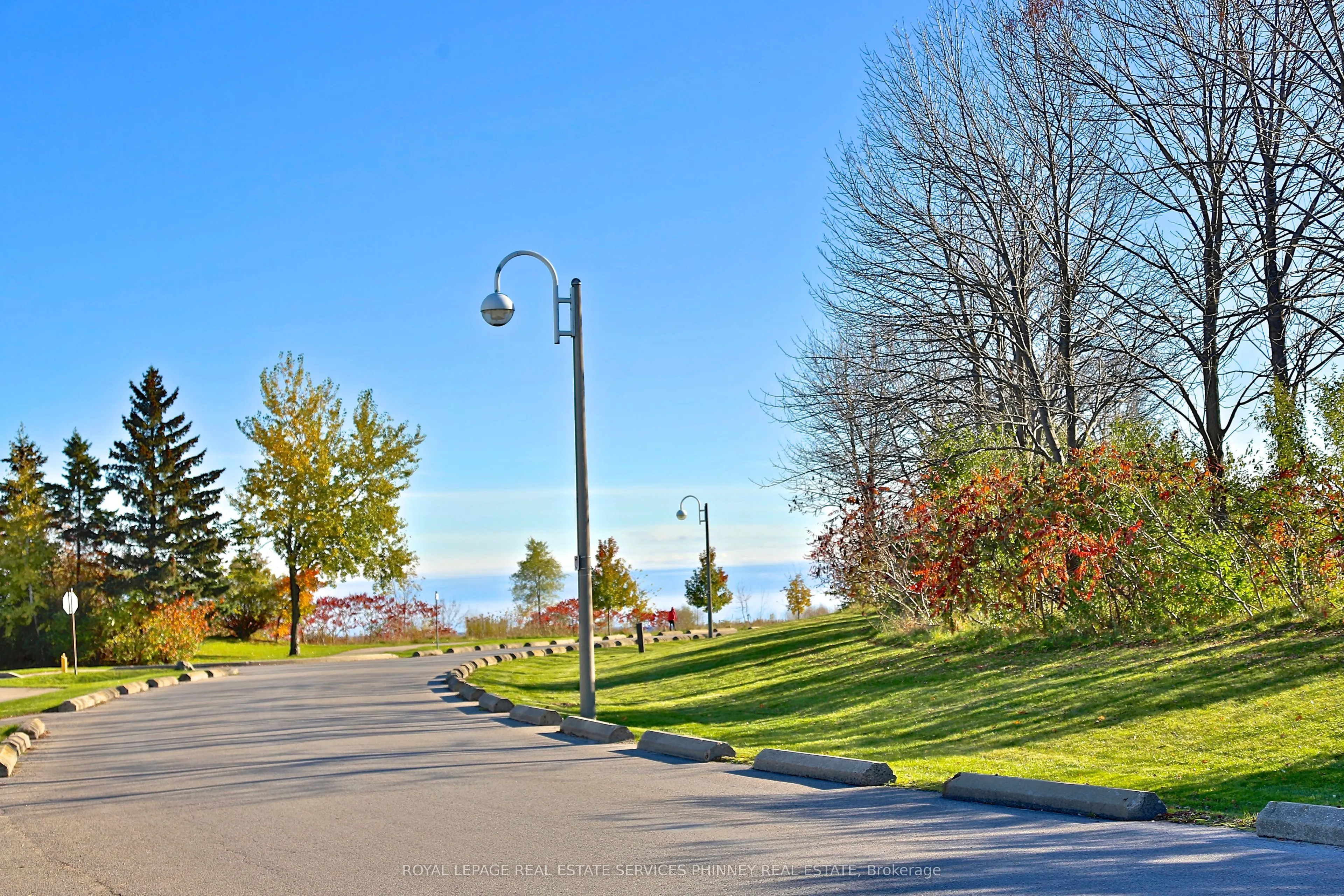 2267 Lake Shore Boulevard #802