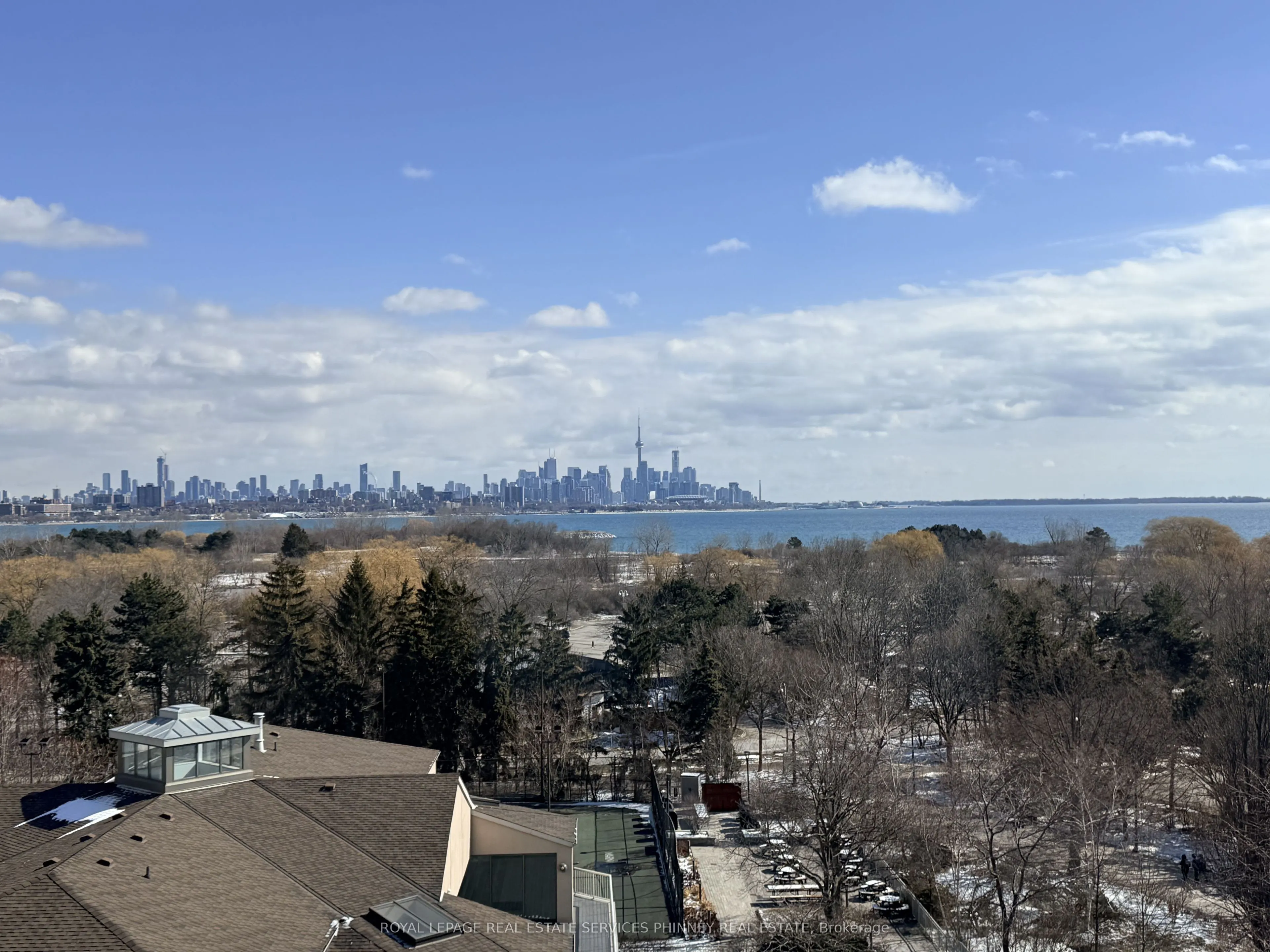 2267 Lake Shore Boulevard #802