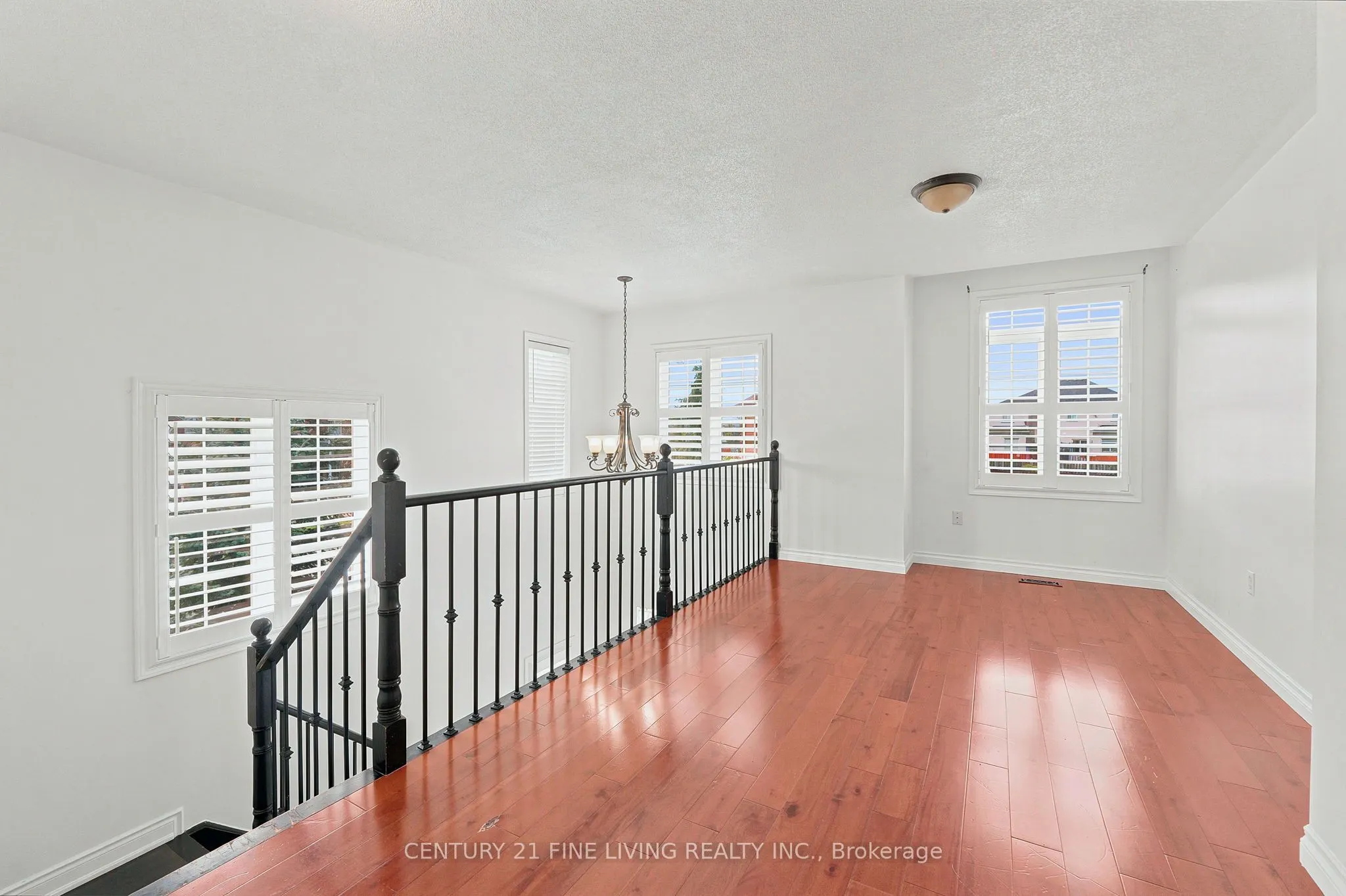92 KETTLEWELL Crescent