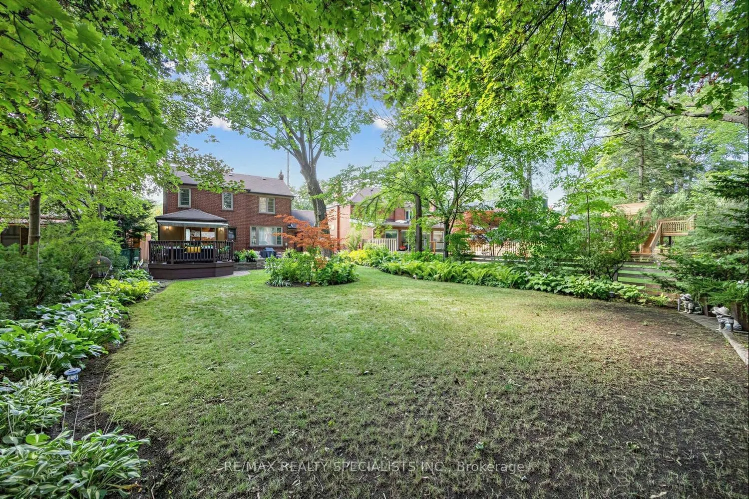 1211 Royal York Road