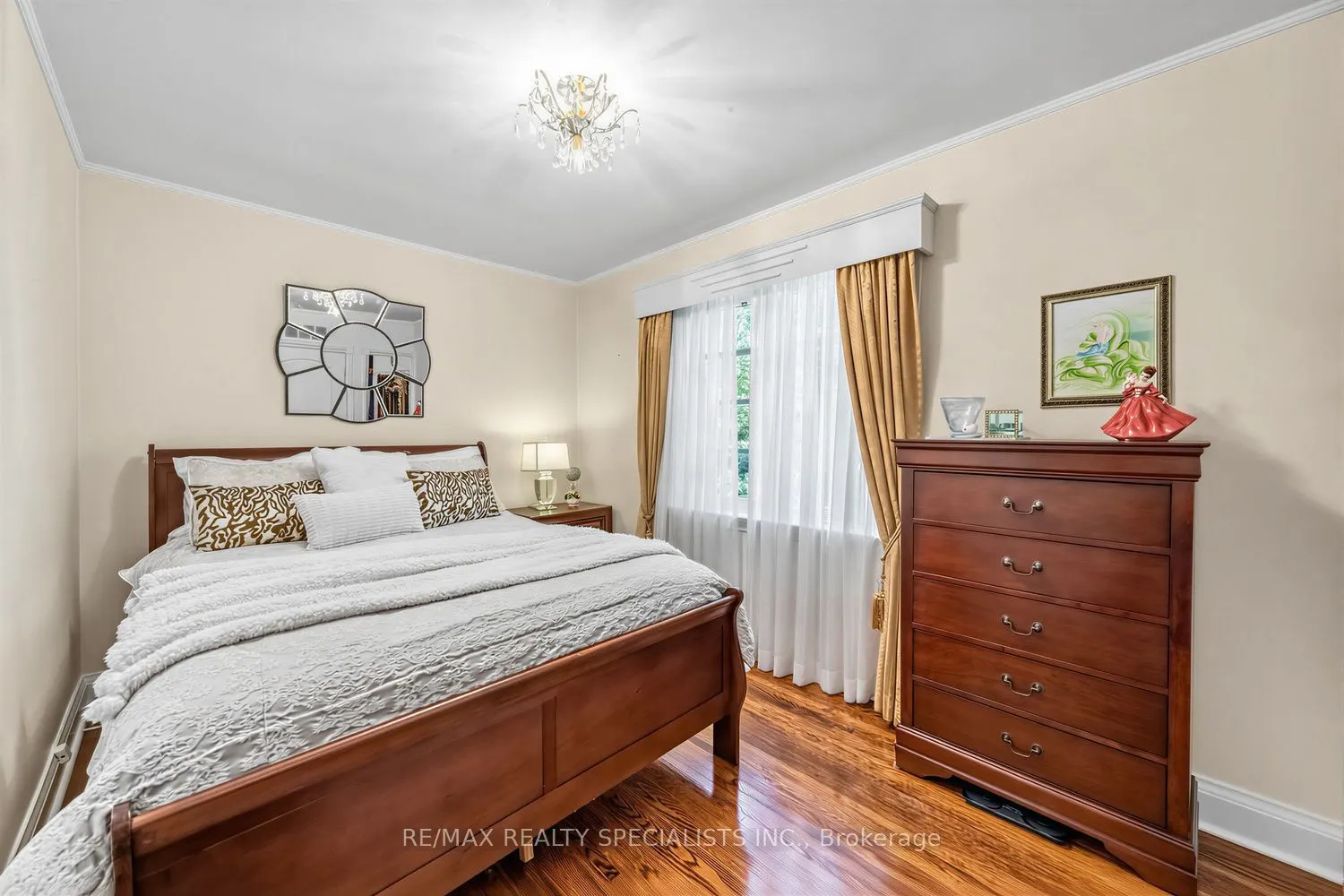 1211 Royal York Road