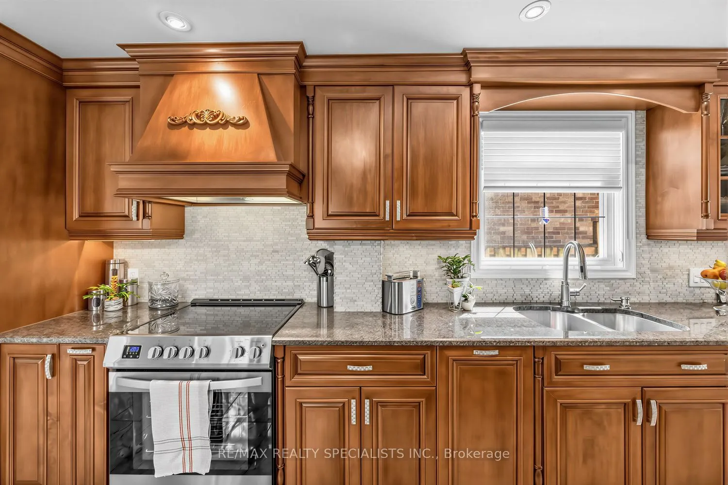 1211 Royal York Road