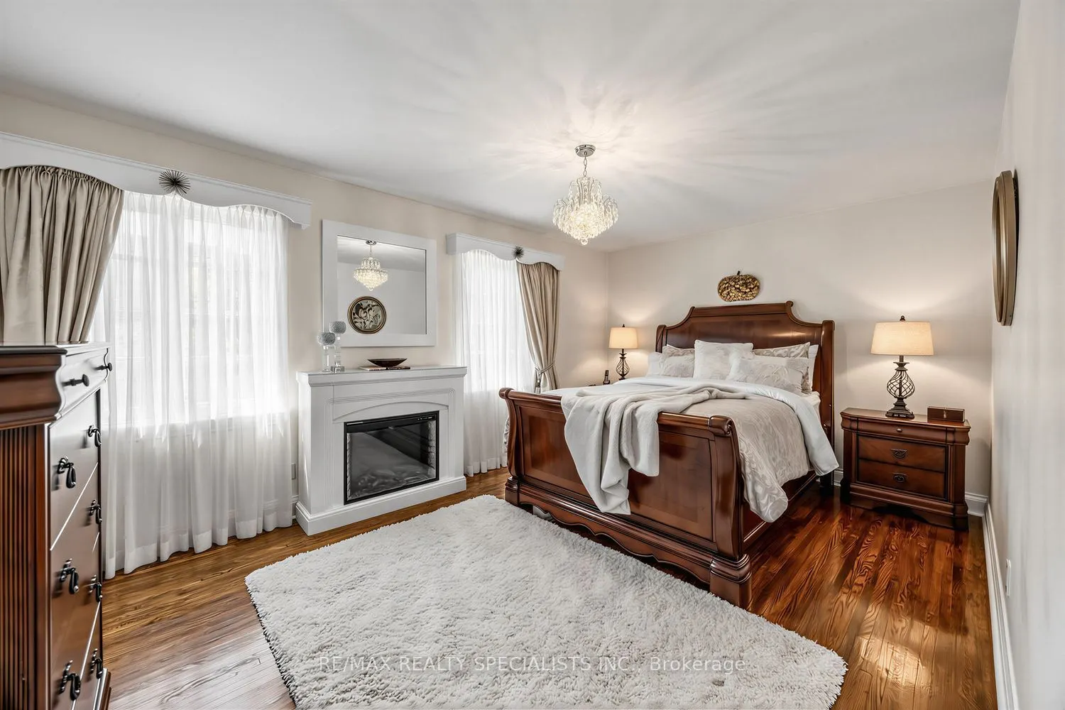 1211 Royal York Road