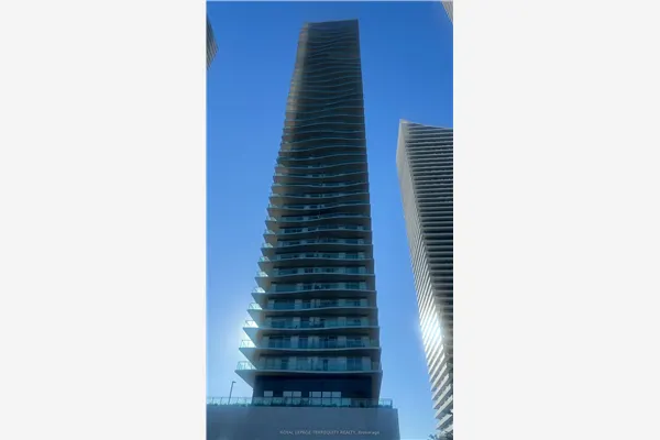 33 Shore Breeze Drive #1303