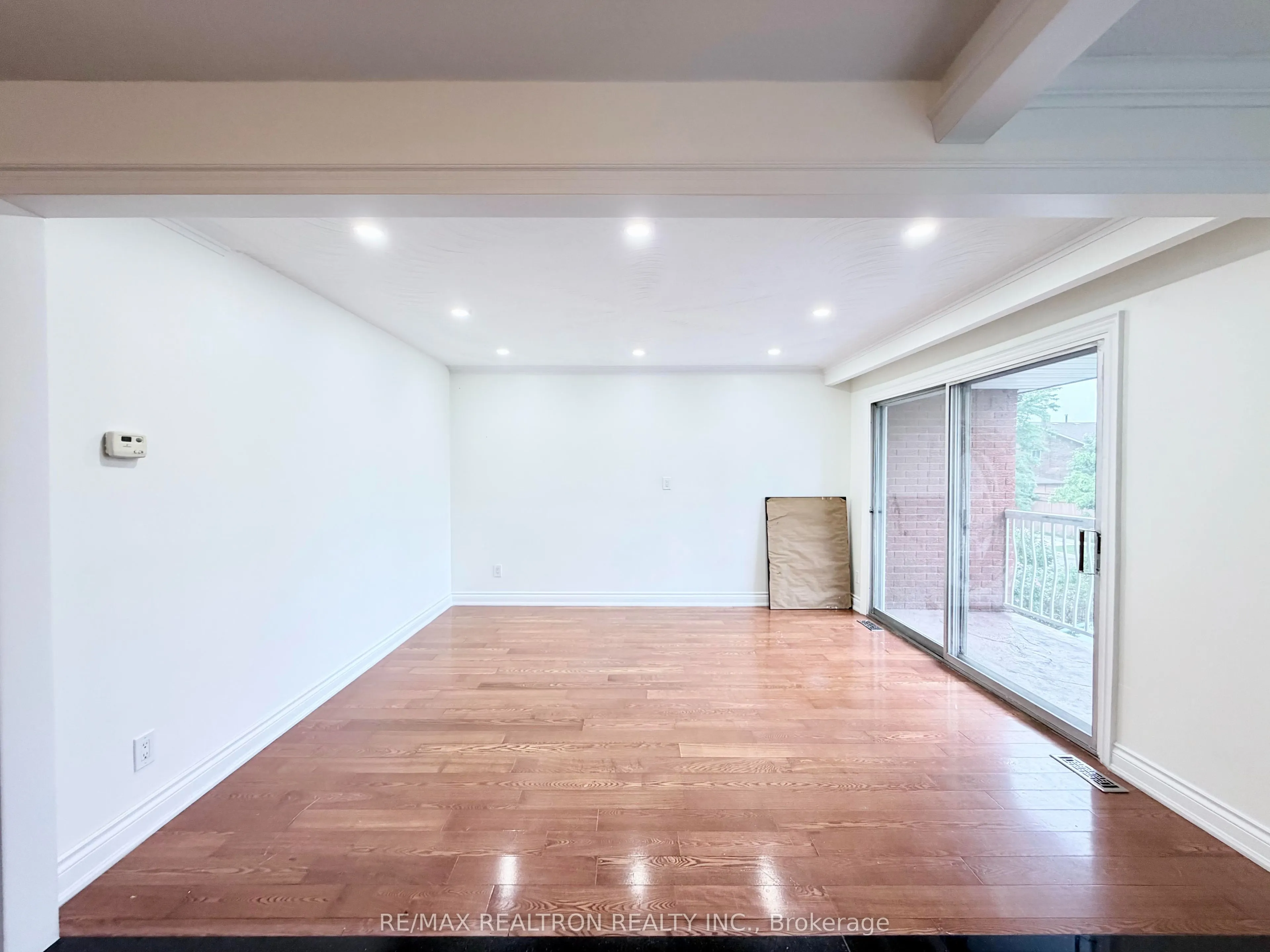 3948 Midhurst Lane #Main Floor