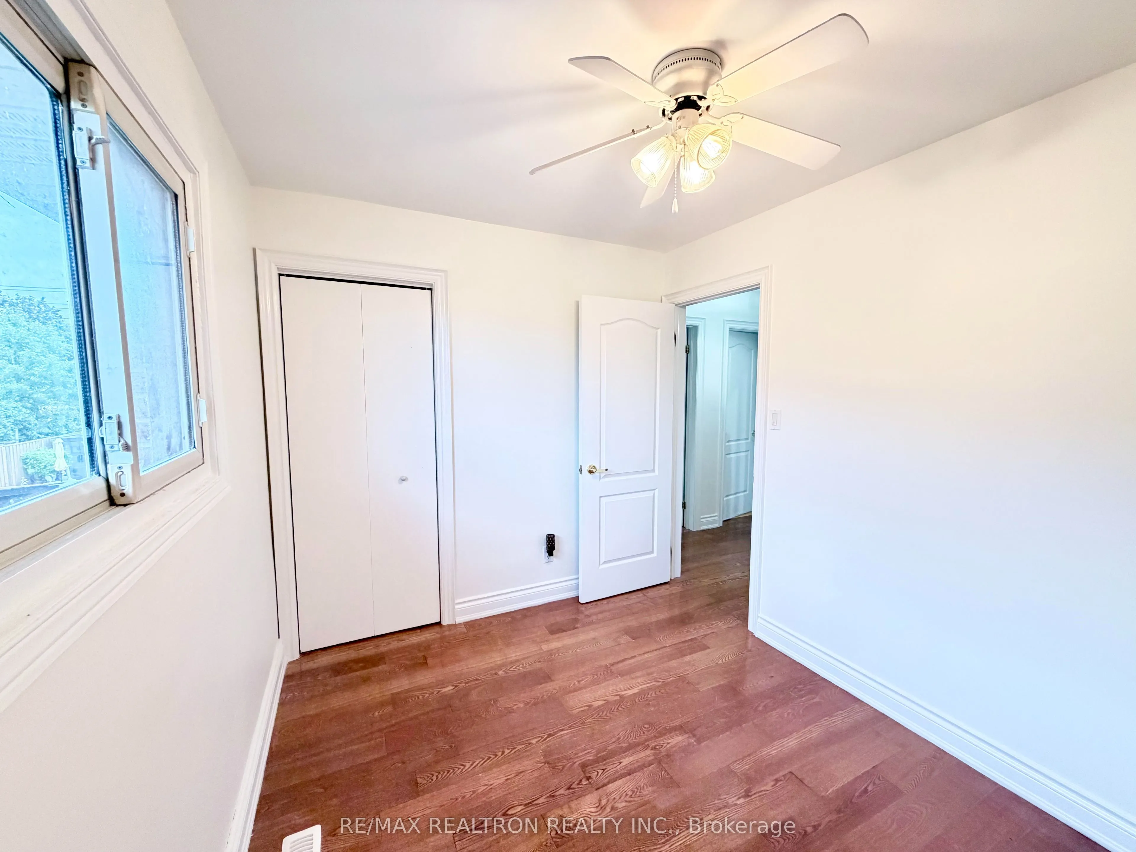 3948 Midhurst Lane #Main Floor