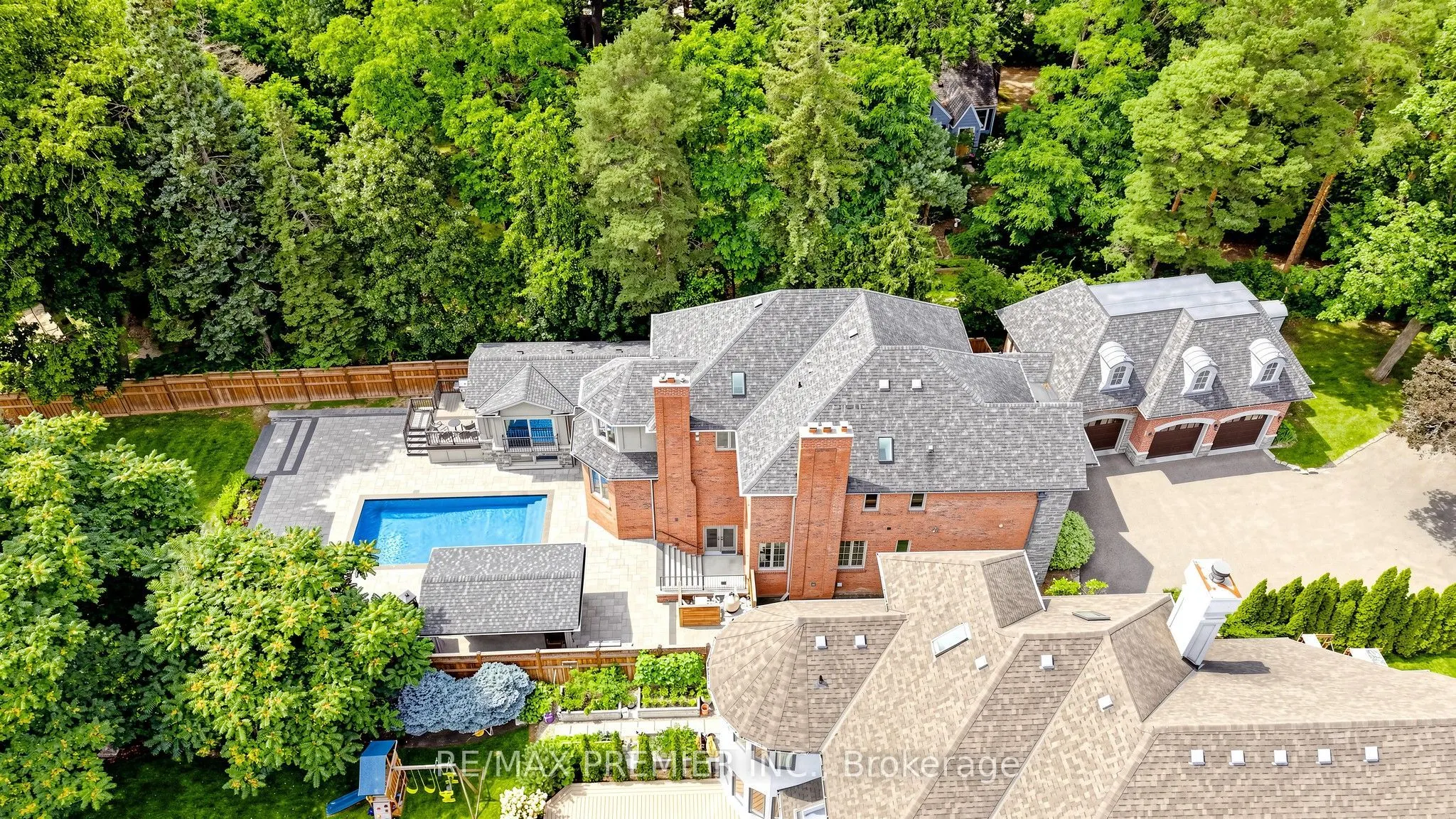 2064 Dickson Road