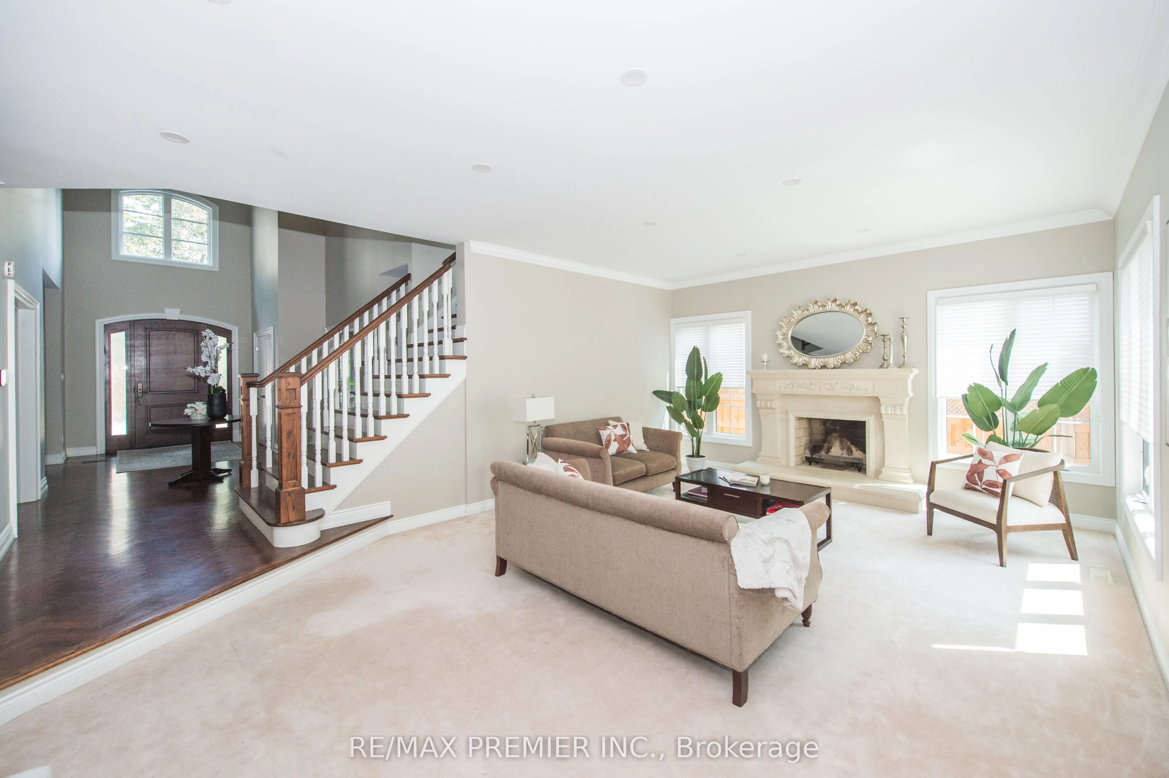 2064 Dickson Road