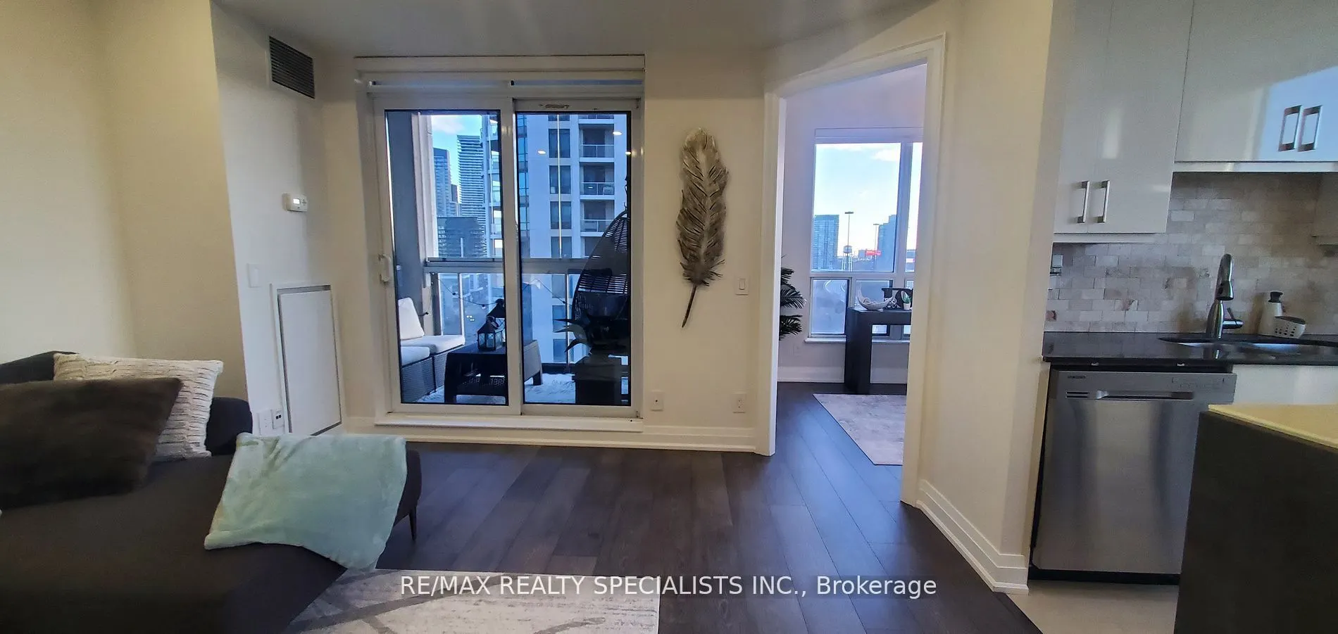 2083 Lake Shore Boulevard W #1114