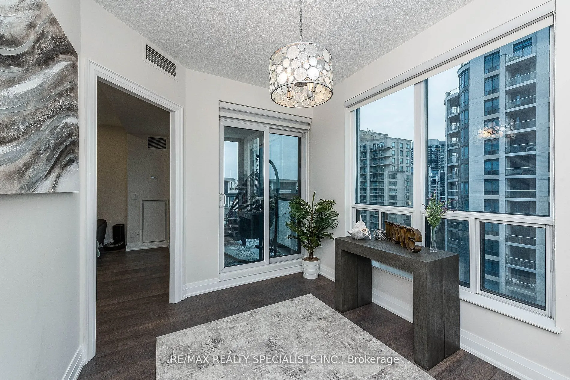 2083 Lake Shore Boulevard W #1114