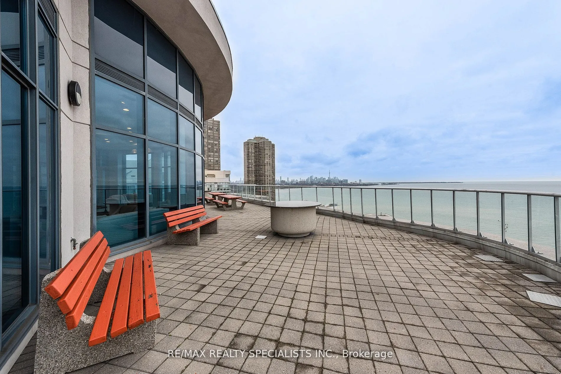 2083 Lake Shore Boulevard W #1114