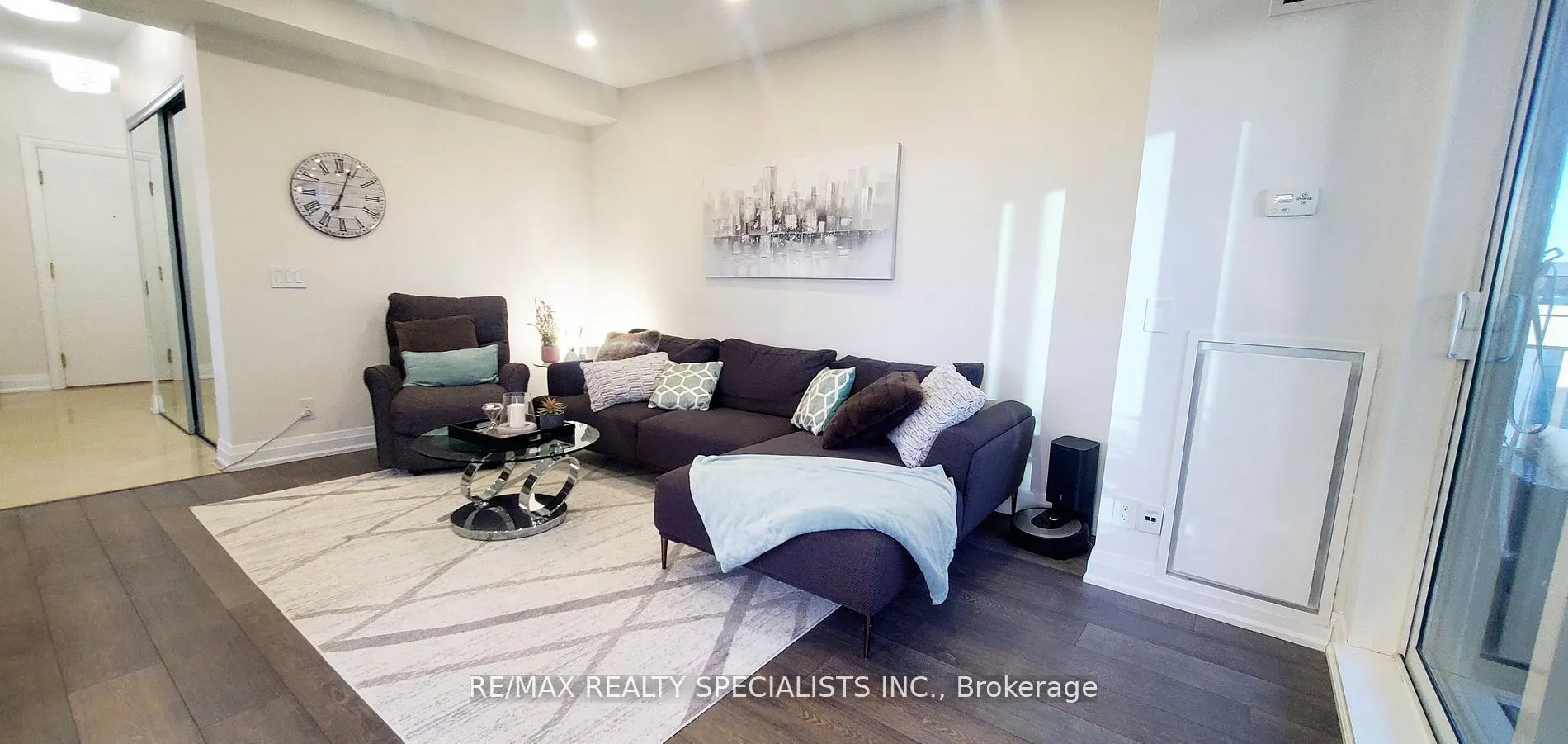 2083 Lake Shore Boulevard W #1114