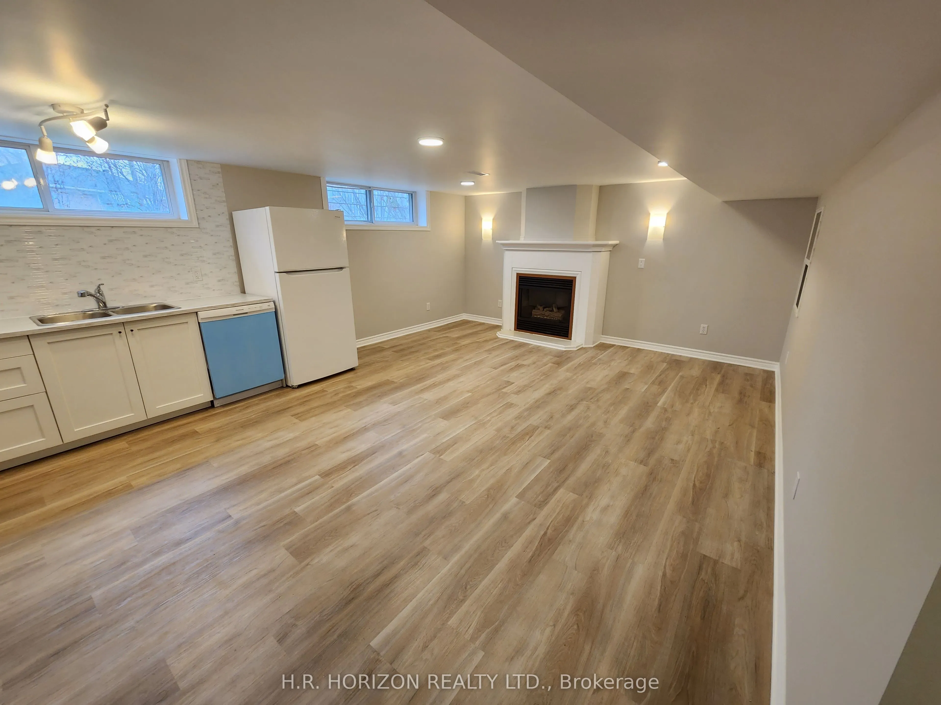 343 Henderson Street #Lower