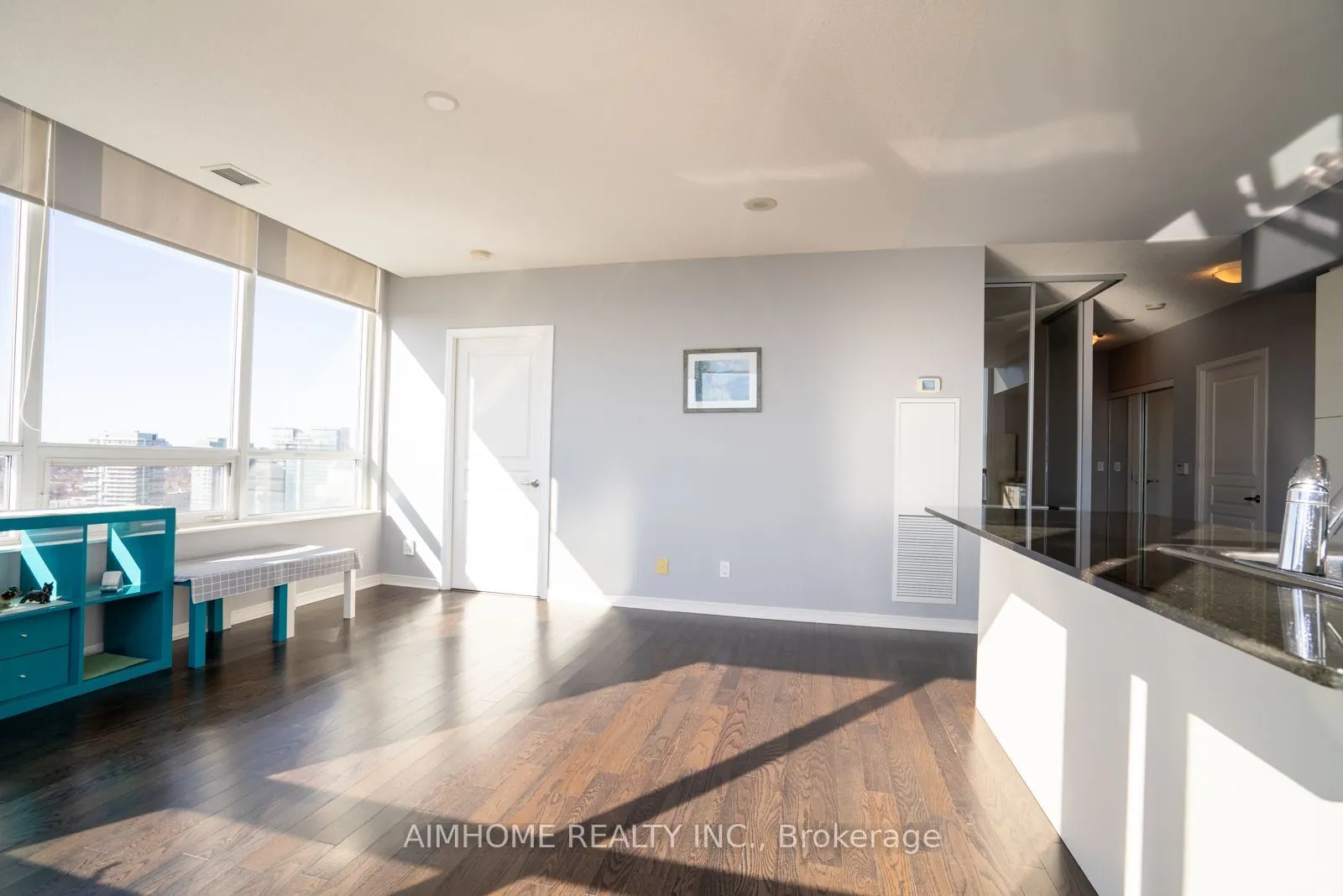 2240 Lakeshore Boulevard W #3202