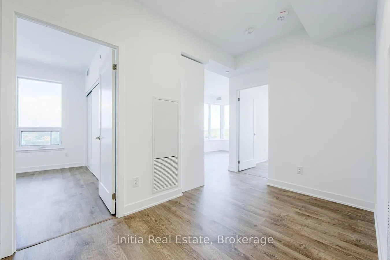 5105 Hurontario Street N #808