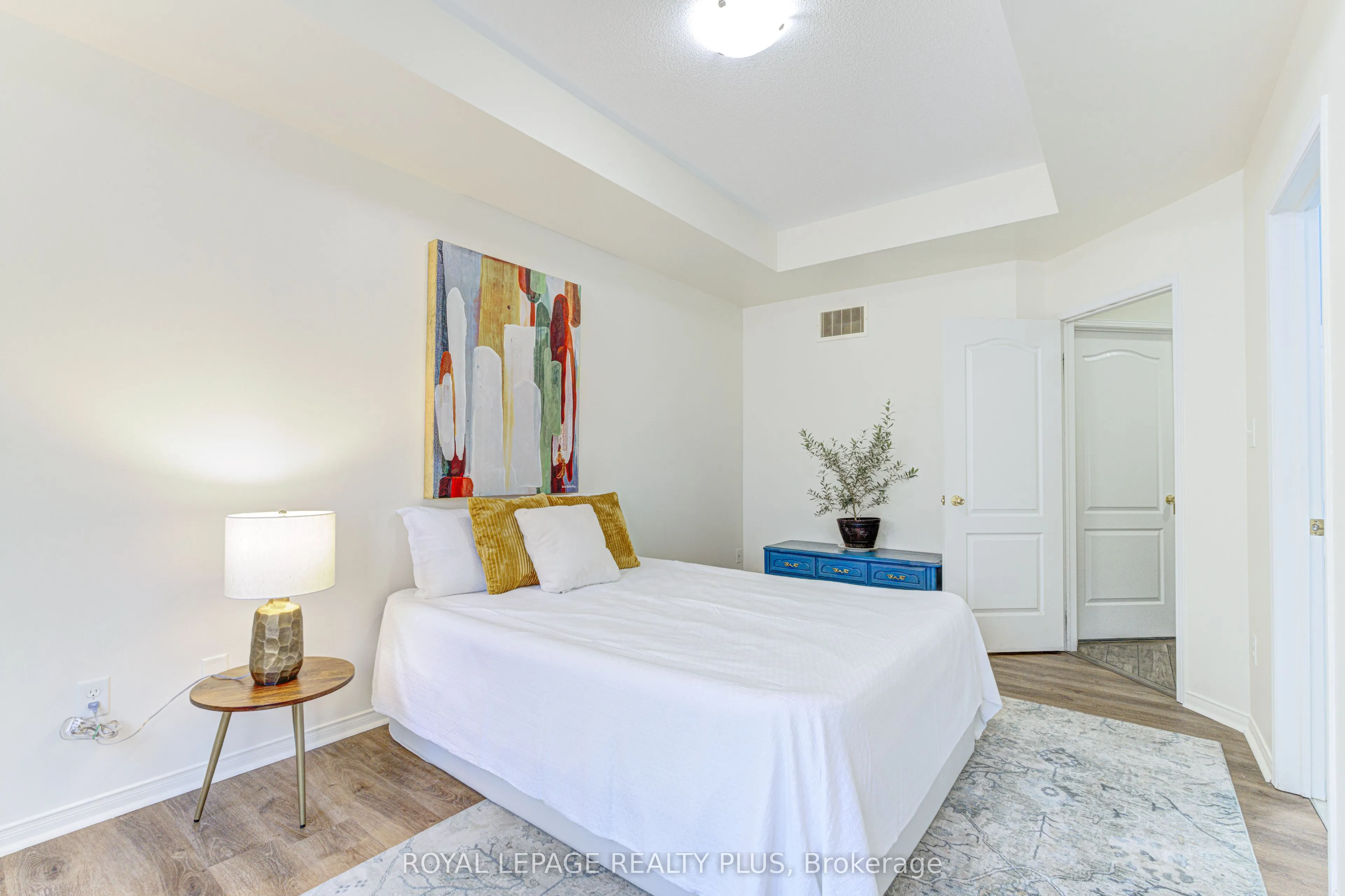 5750 Tosca Drive #1