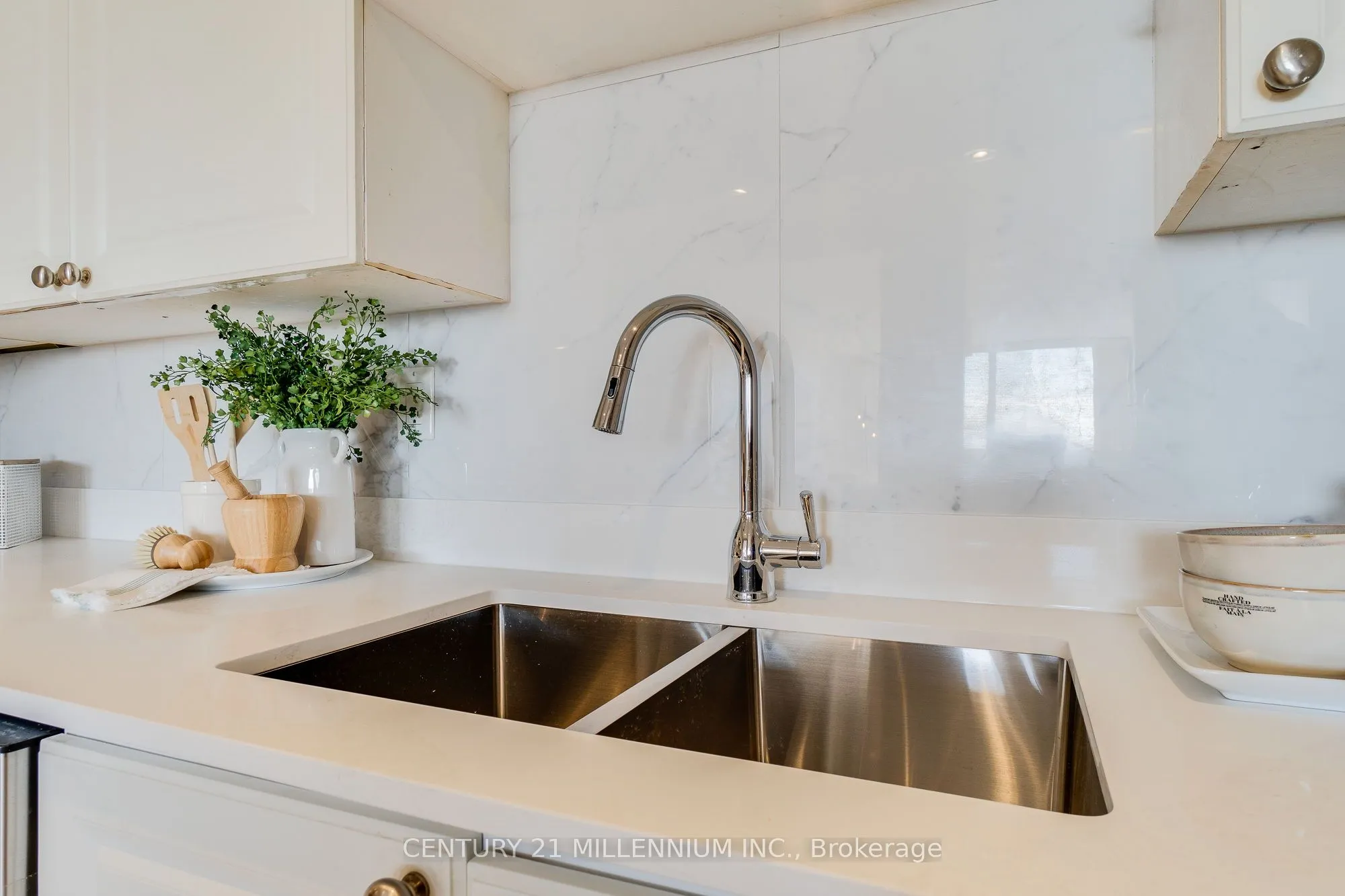 4450 Tucana Court #902
