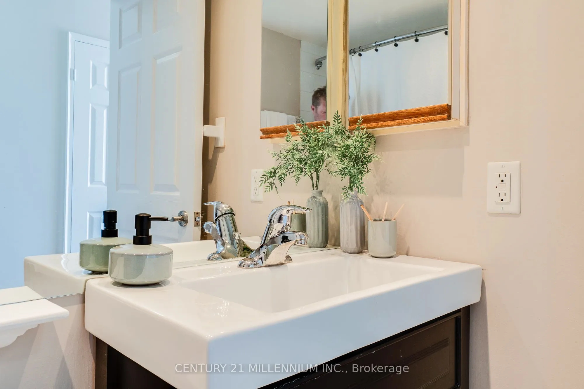 4450 Tucana Court #902