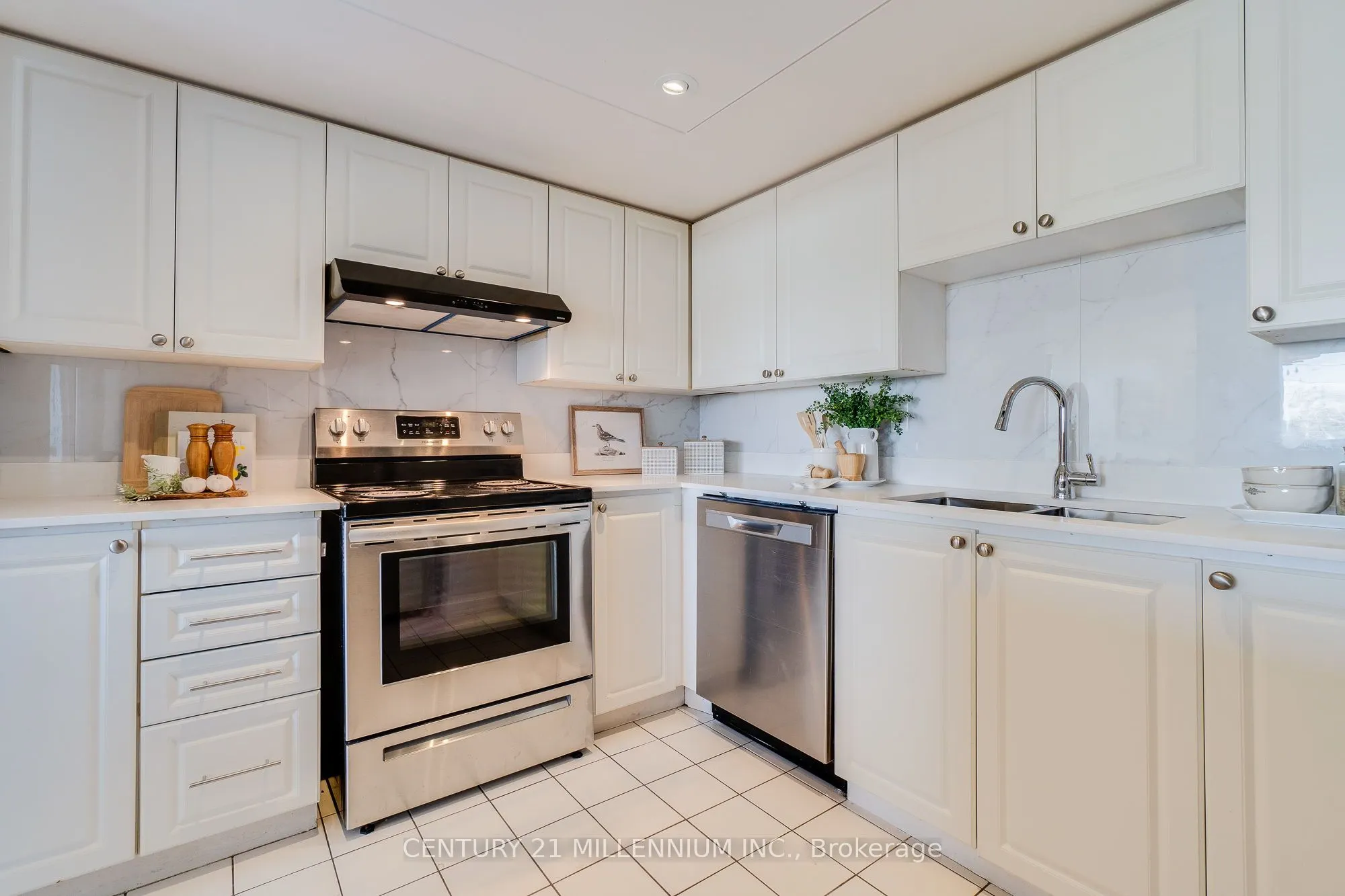 4450 Tucana Court #902