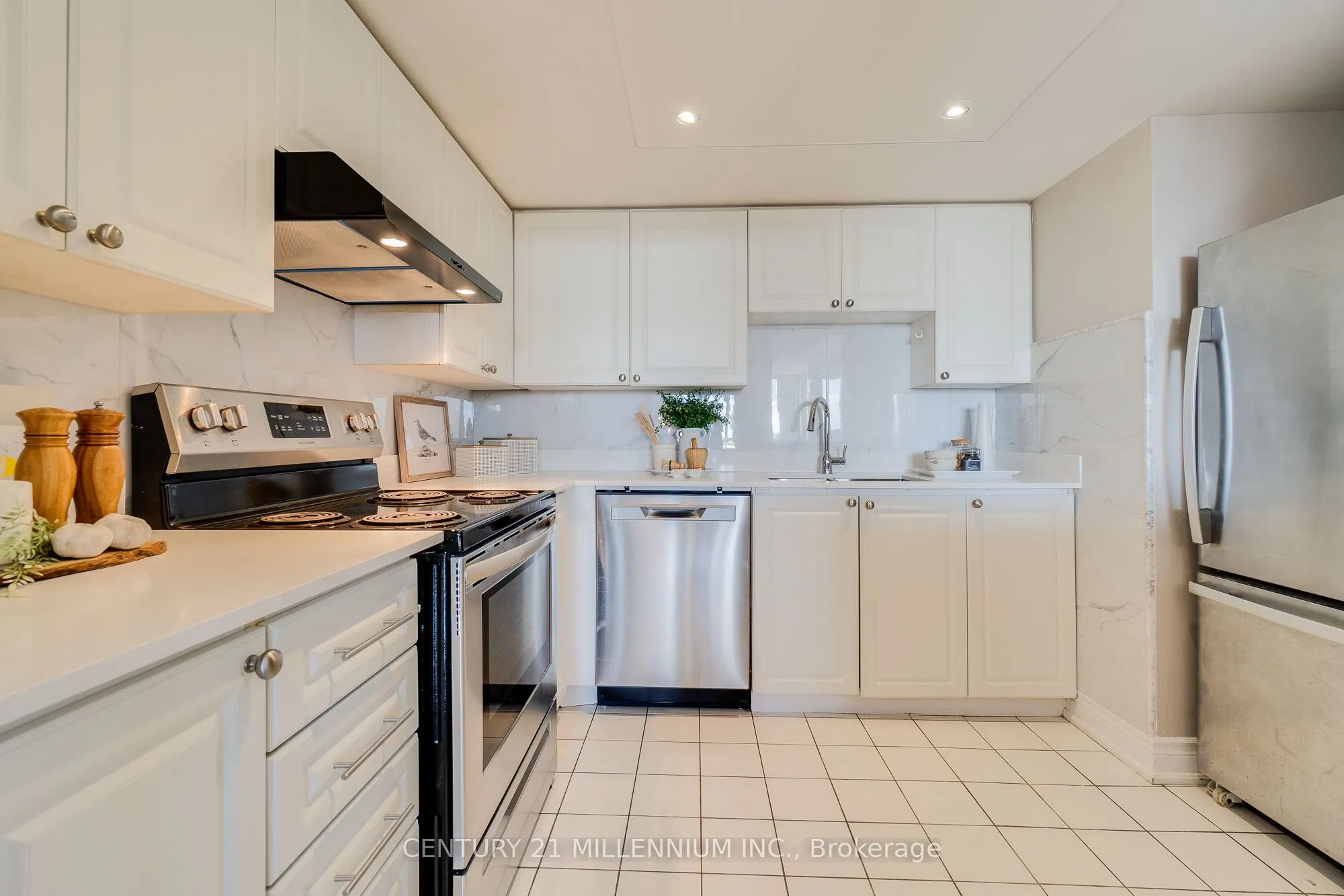 4450 Tucana Court #902