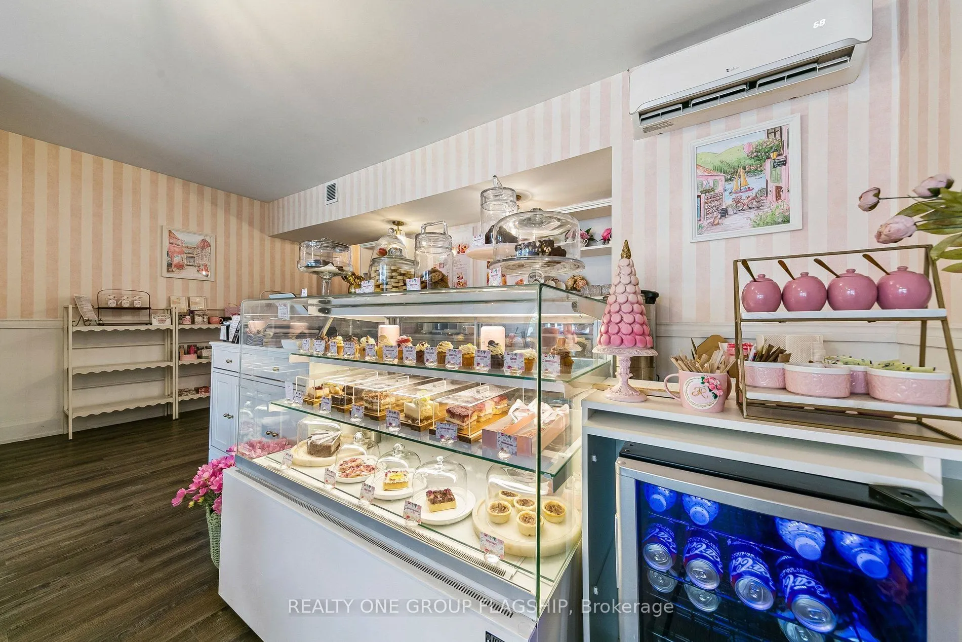 243 Lakeshore East Road