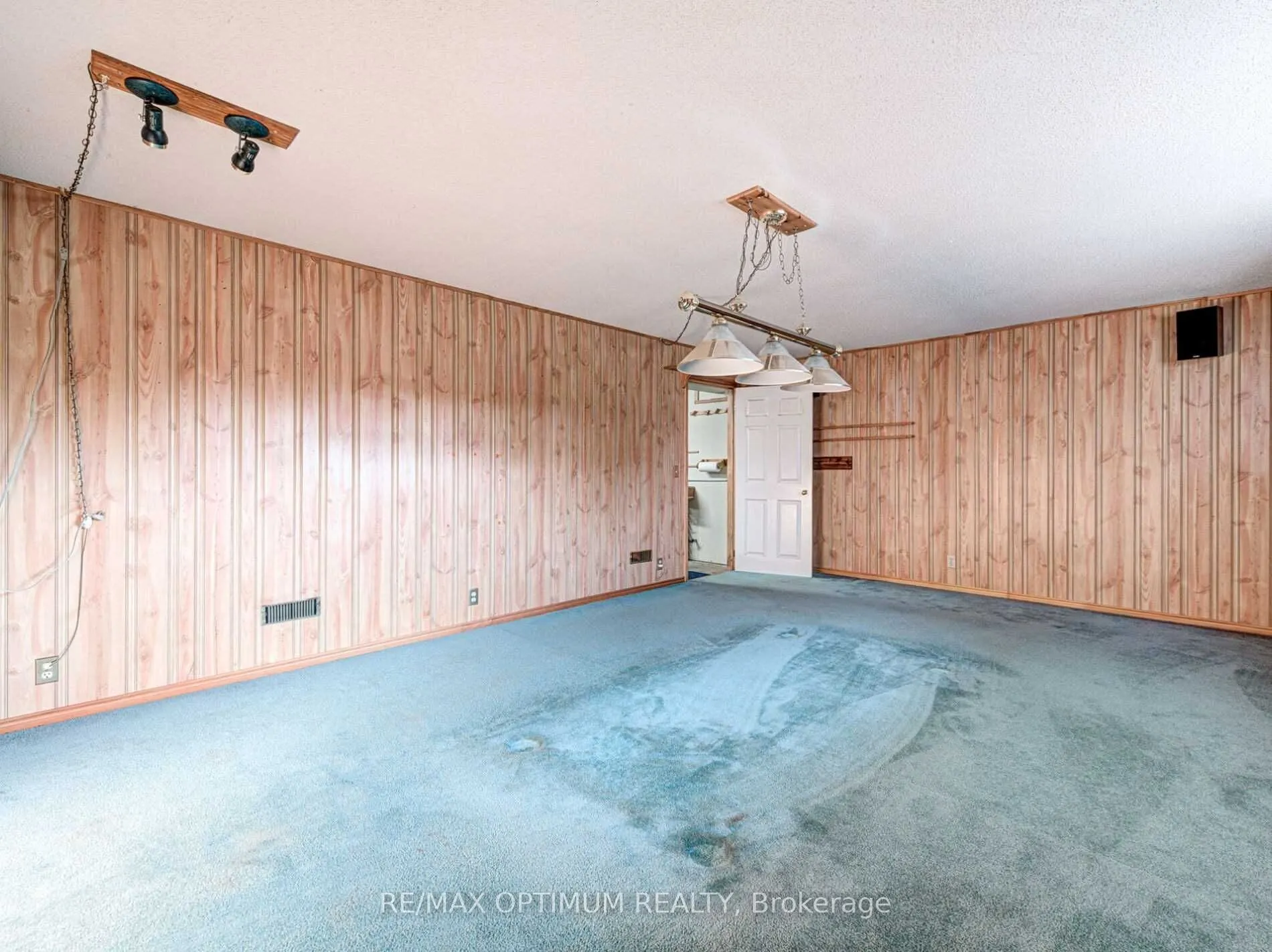 11900 5 Side Road