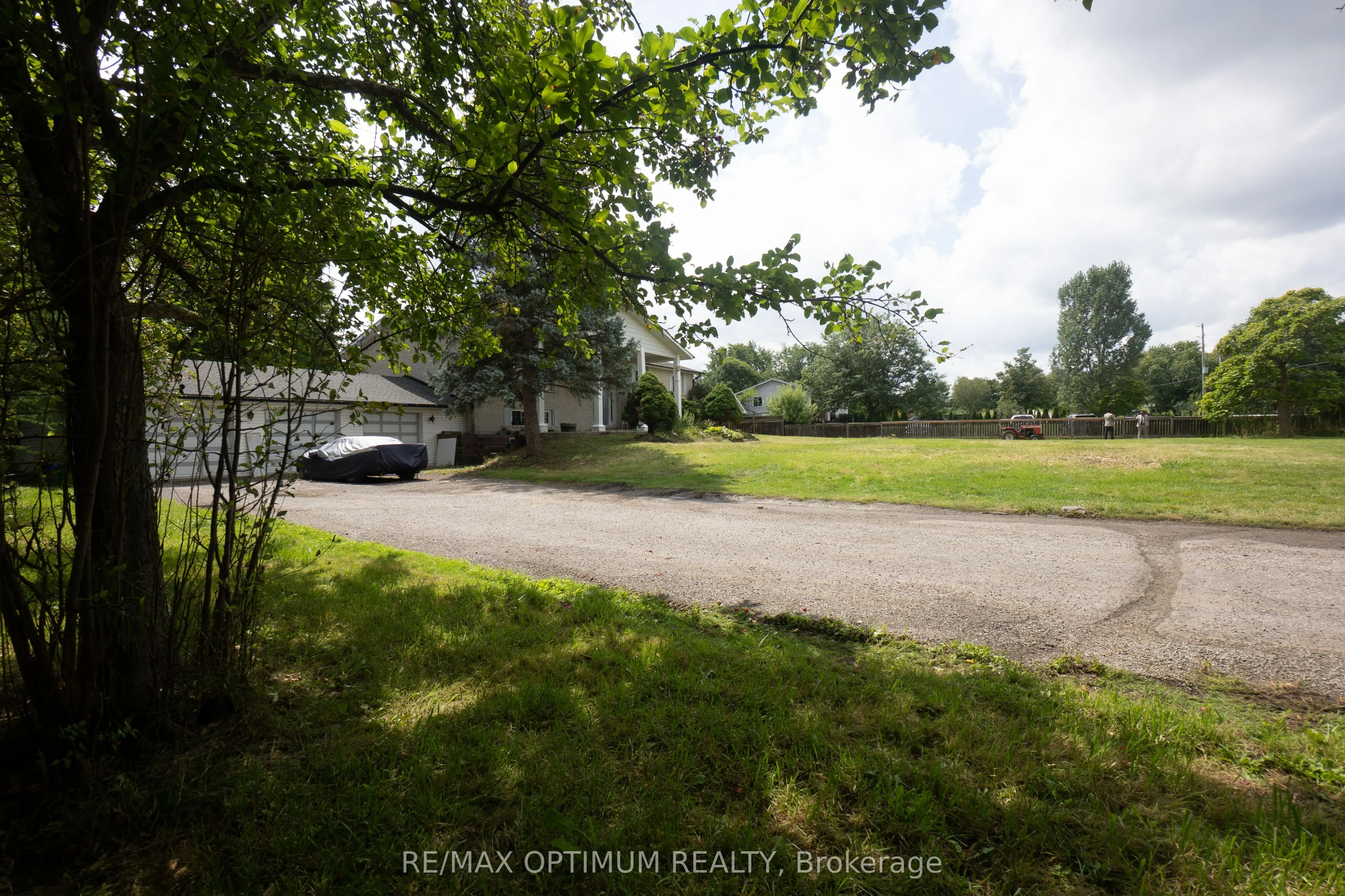 11900 5 Side Road