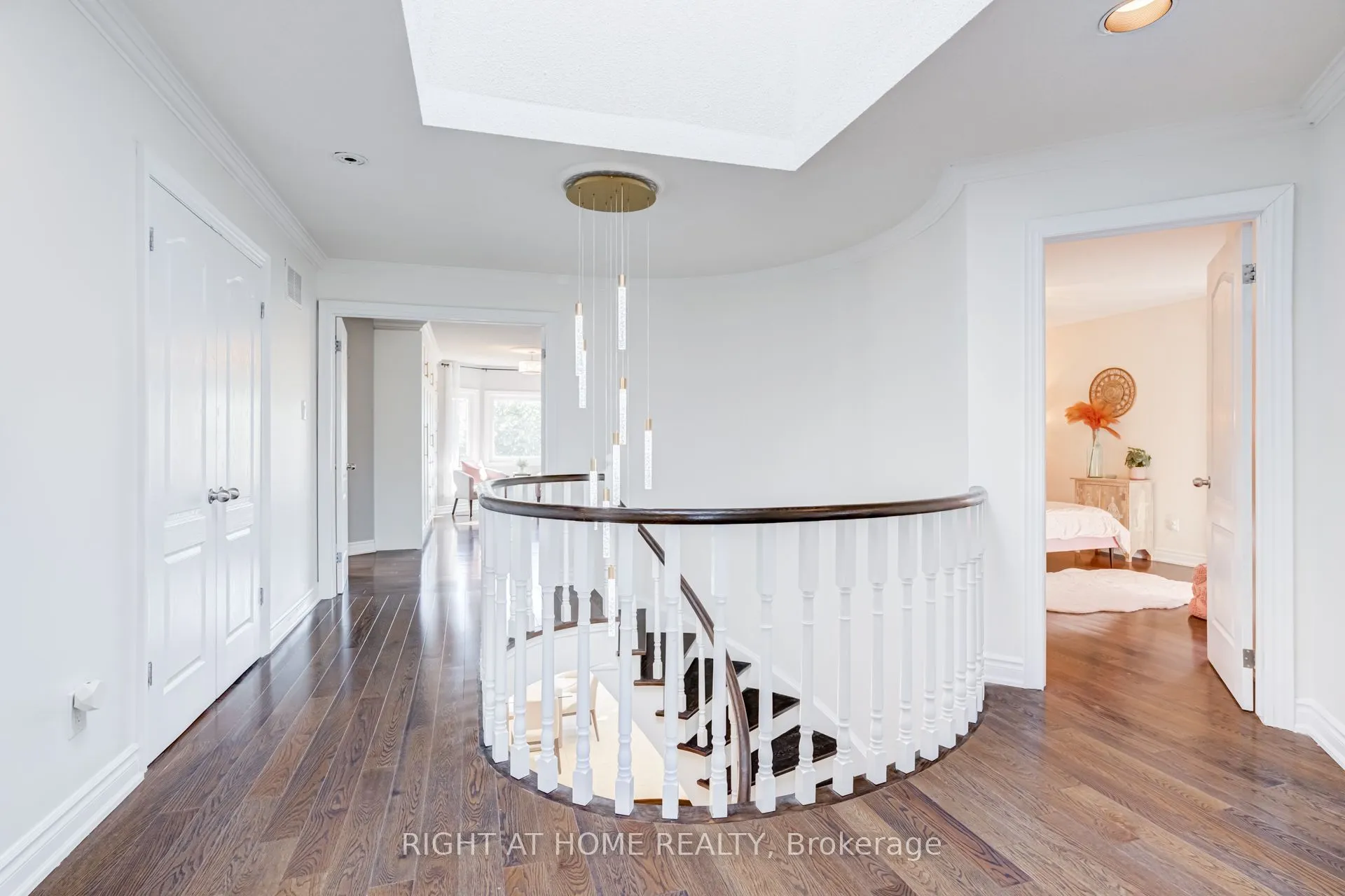 2598 Mason Heights