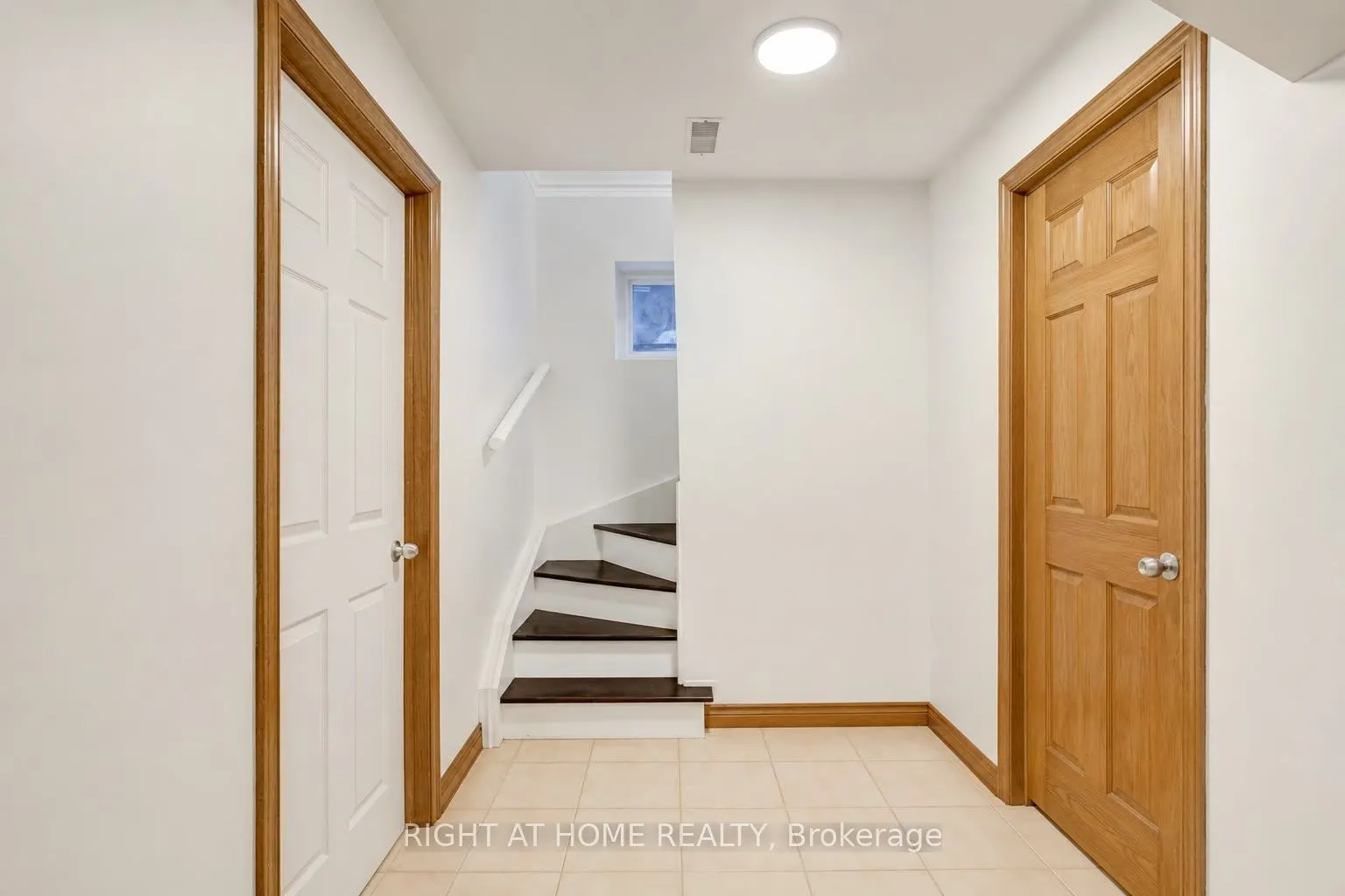 2598 Mason Heights