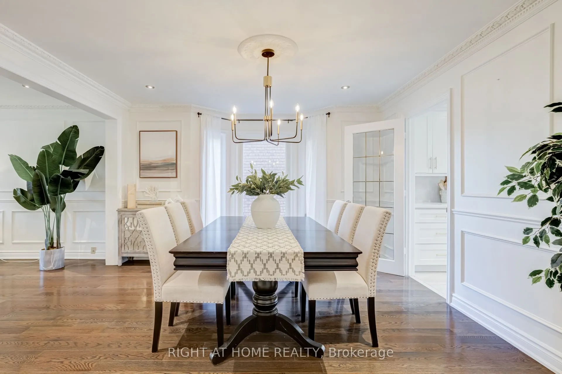 2598 Mason Heights
