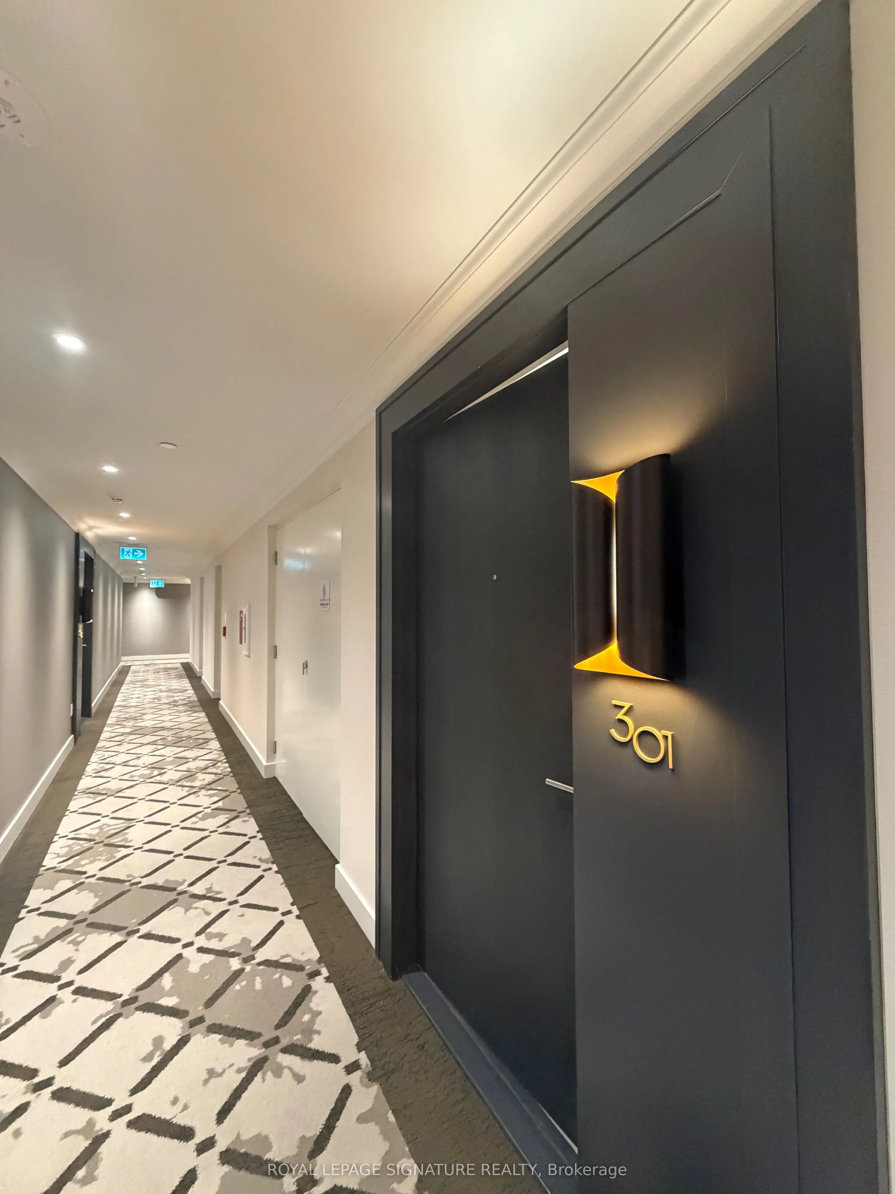 259 The Kingsway #301