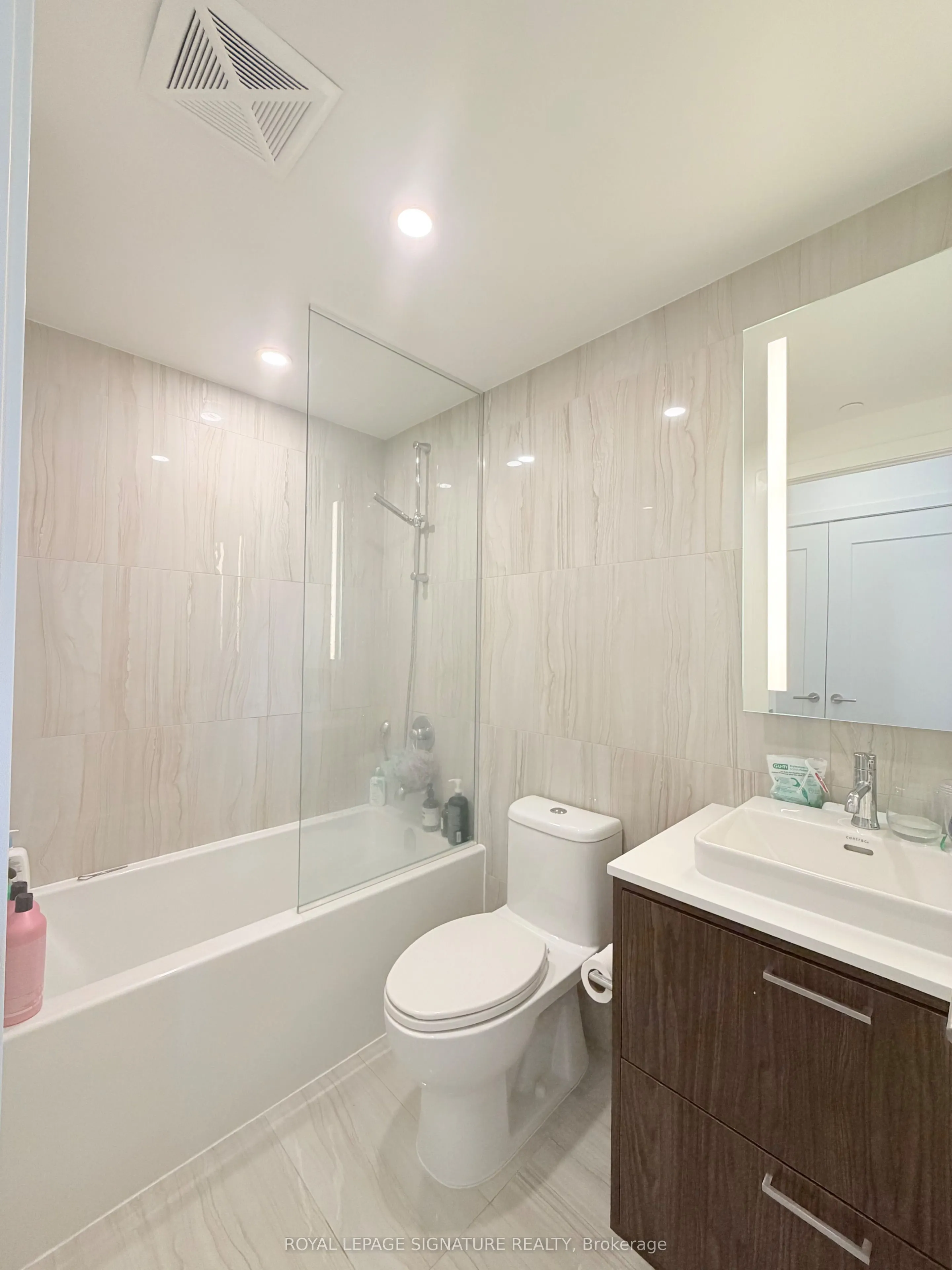 259 The Kingsway #301