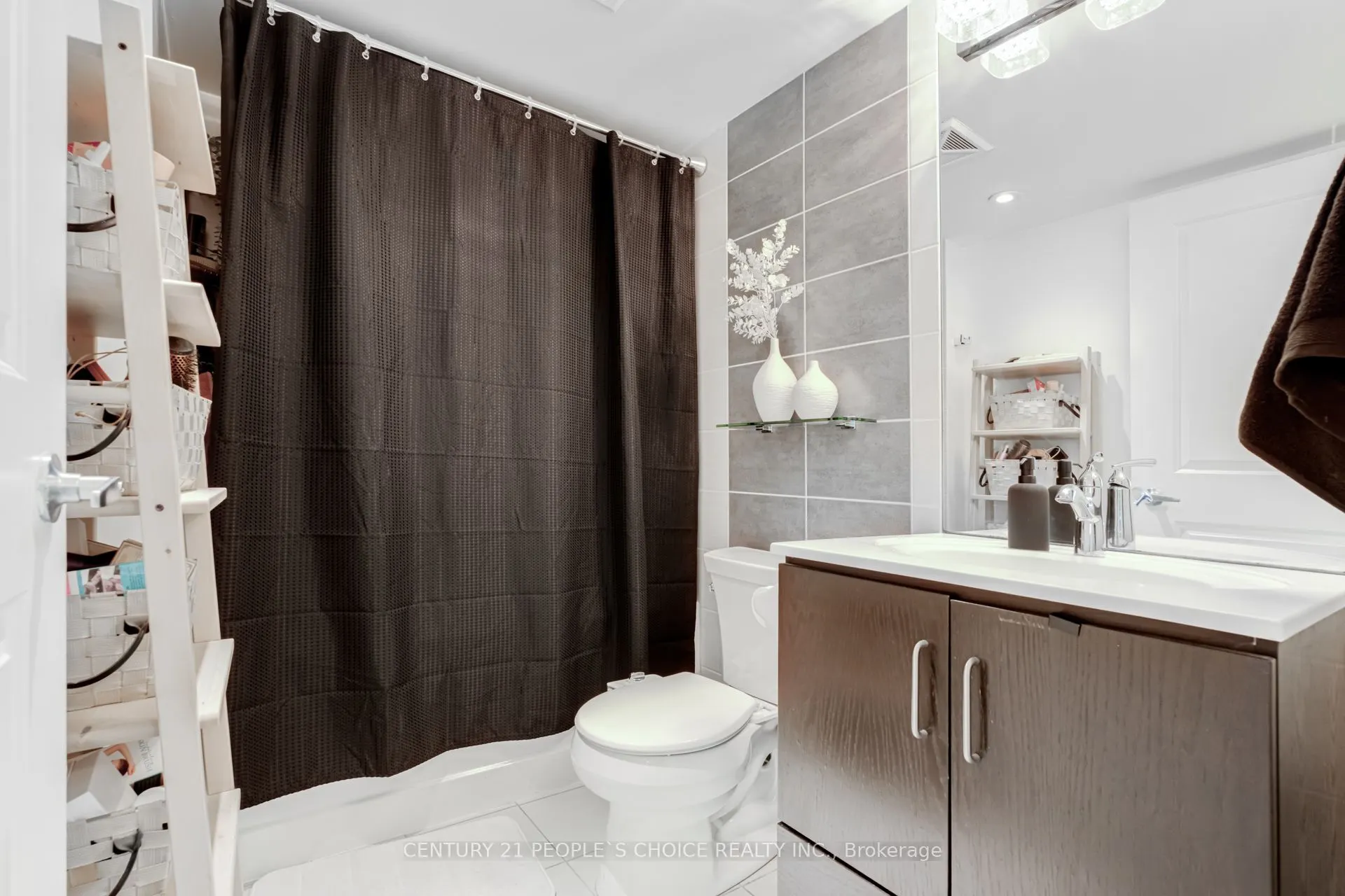 215 Sherway Gardens Road #2005