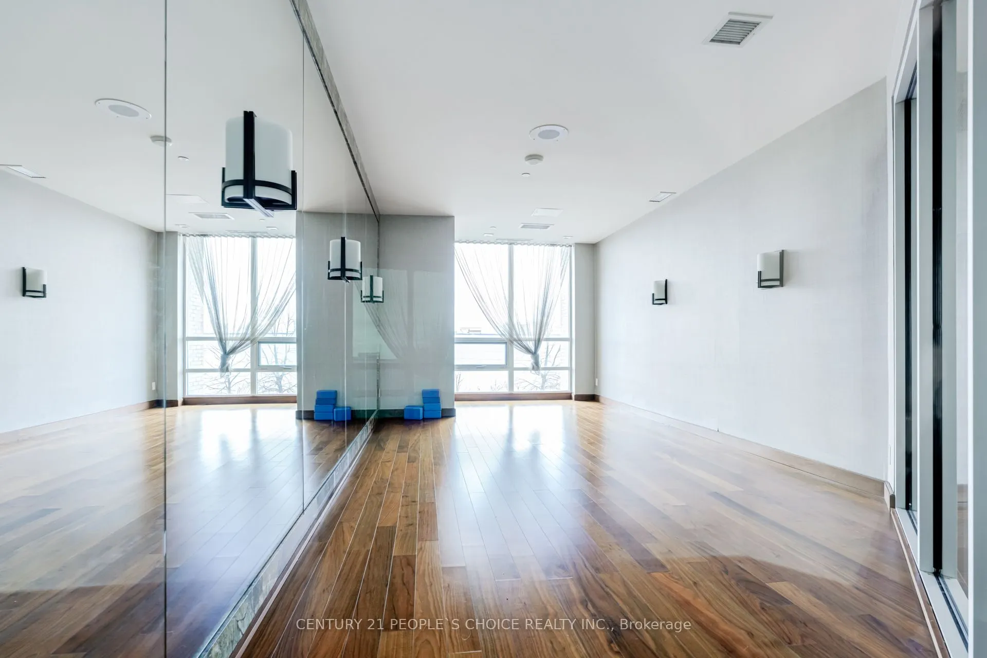 215 Sherway Gardens Road #2005